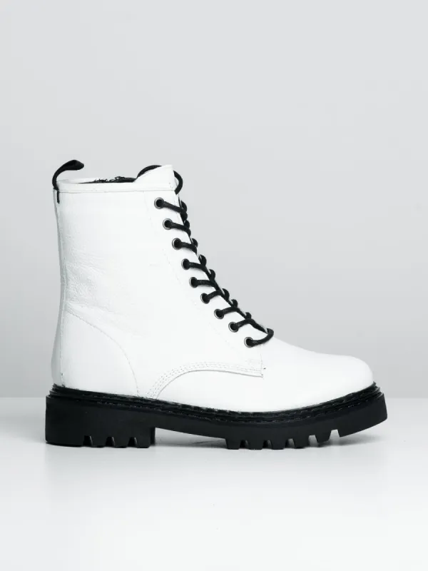 WOMENS EMMY SHORT BOOT - CLEARANCE sold by Boathouse