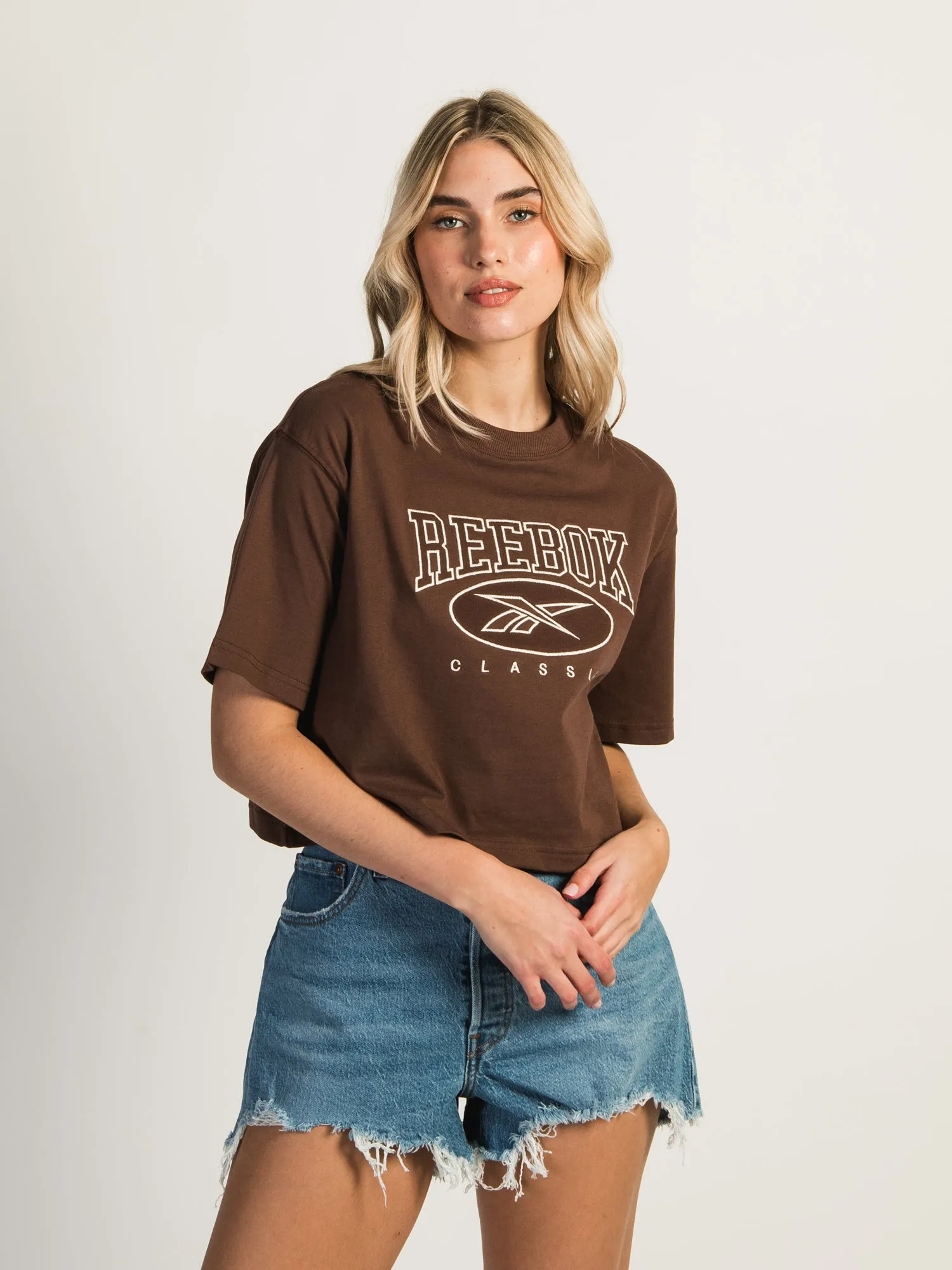 REEBOK CLASSIC BIG LOGO SHORT SLEEVE CROP TEE sold by Boathouse product image thumbnail 2