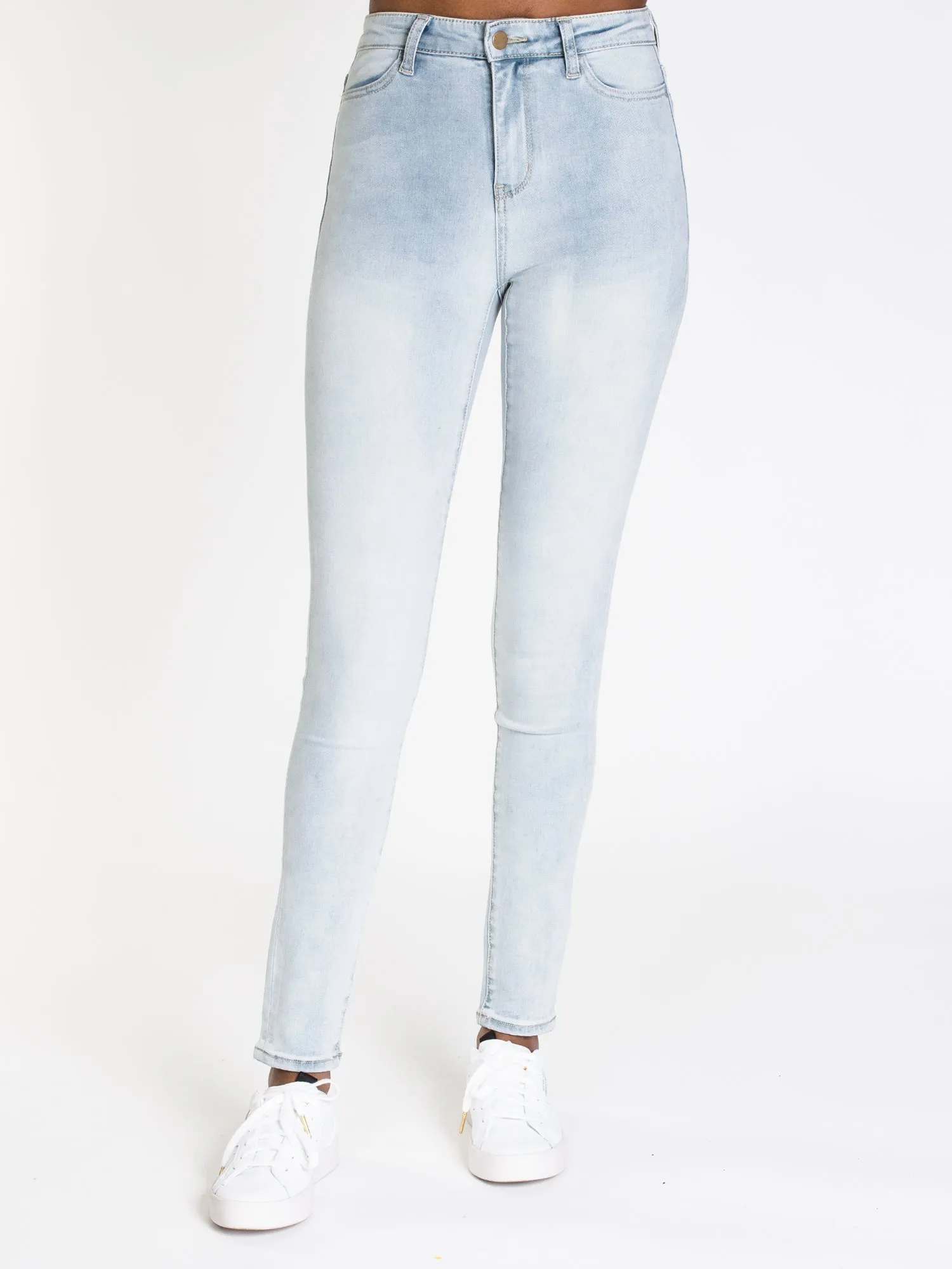 WOMENS HI-RISE SKINNY DENIM - LIGHT - CLEARANCE sold by Boathouse