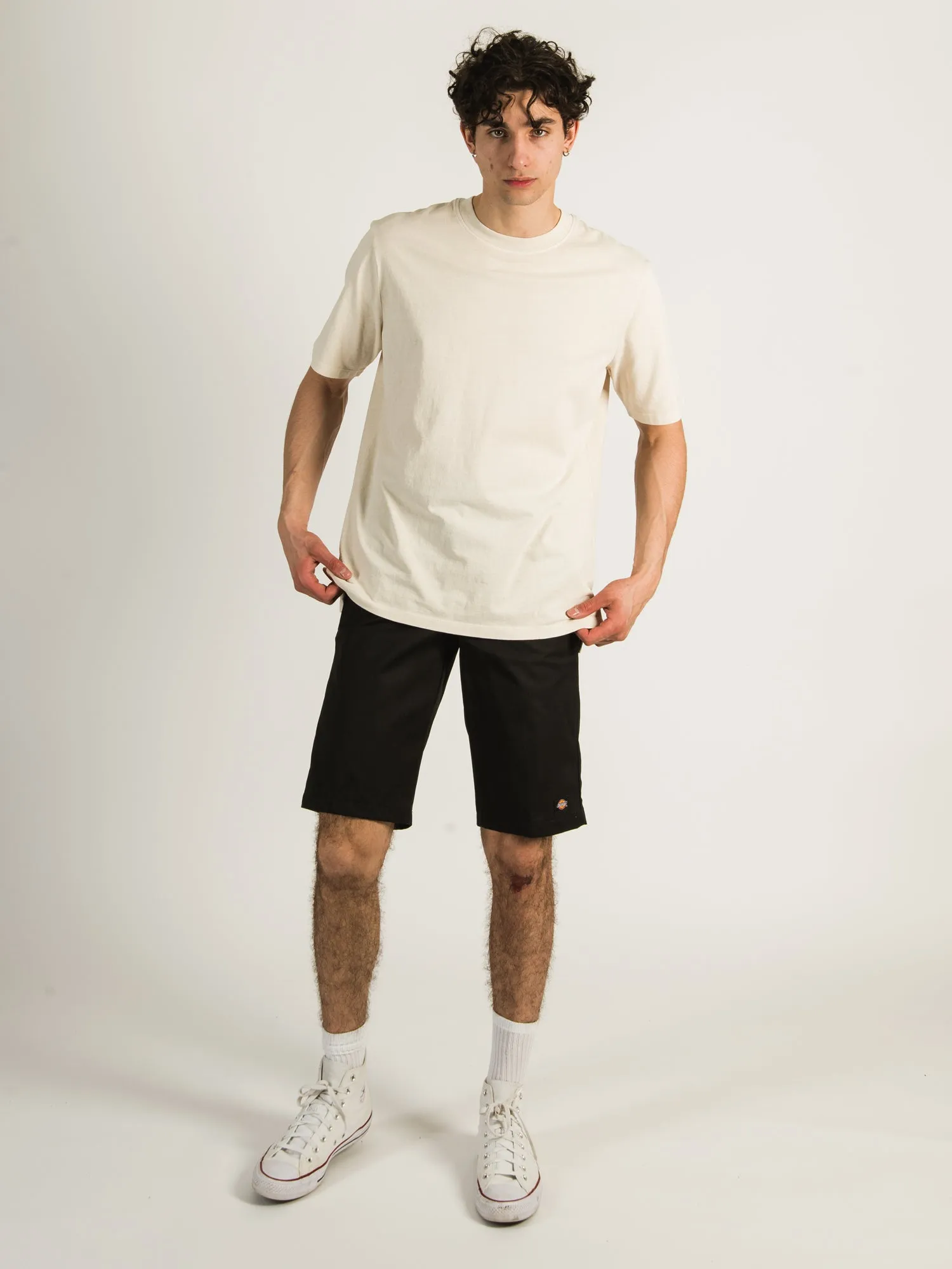 DICKIES RELAXED MULTI POCKET 13" SHORT sold by Boathouse product image thumbnail 2