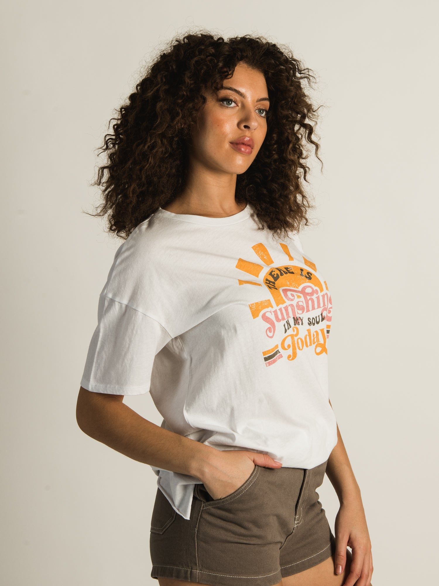 HARLOW BOYFRIEND SUNSHINE SCREEN TEE sold by Boathouse product image thumbnail 2