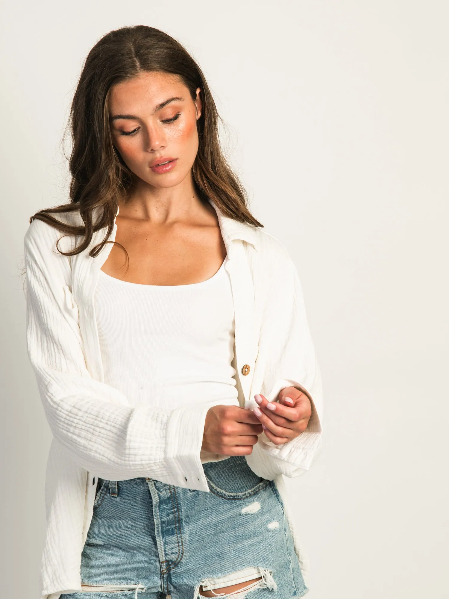 BILLABONG SWELL BUTTON-UP BLOUSE sold by Boathouse product image thumbnail 4