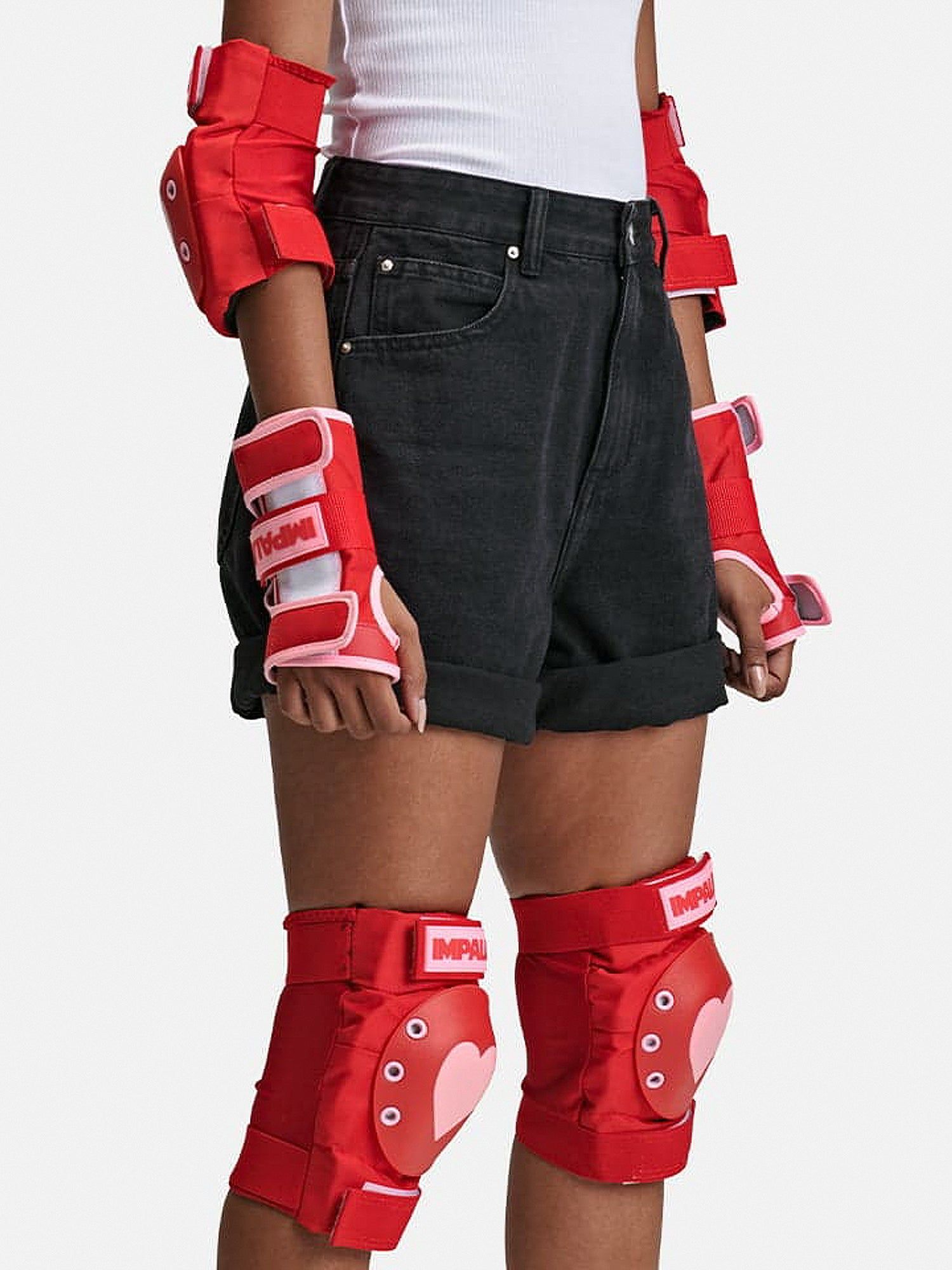 IMPALA ROLLERSKATES PROTECTIVE SET sold by Boathouse