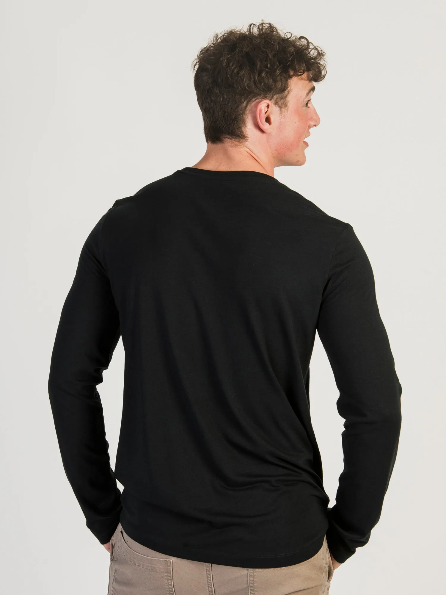 KOLBY LONG SLEEVE CREW NECK TEE sold by Boathouse product image thumbnail 4