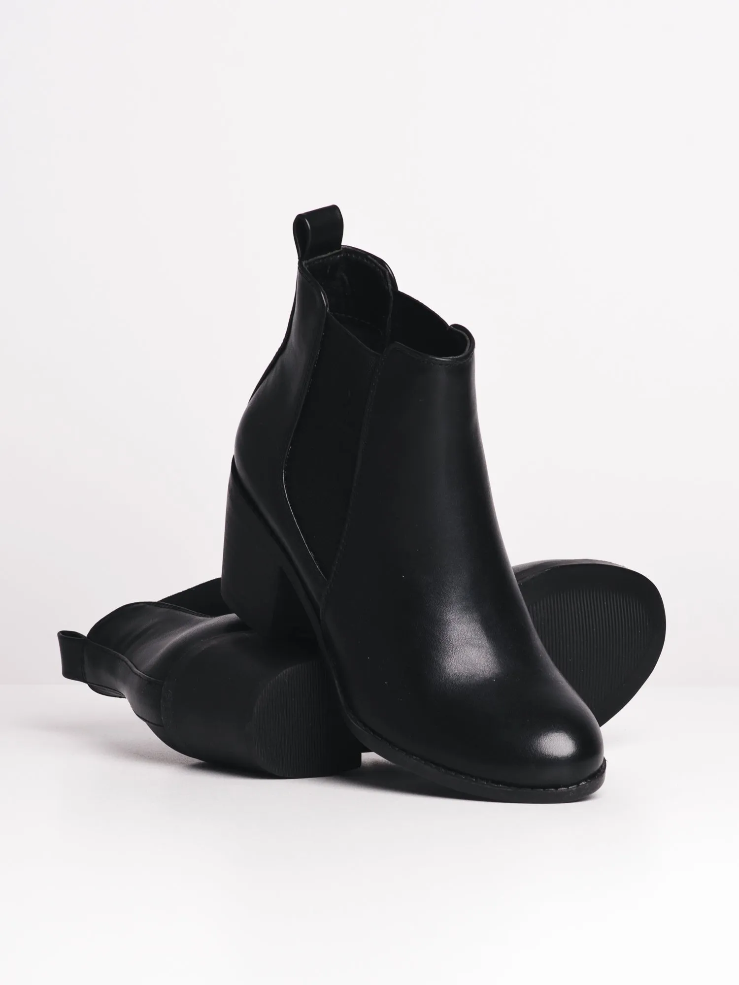 WOMENS CLAIRE - BLACK-D4 - CLEARANCE sold by Boathouse product image thumbnail 2