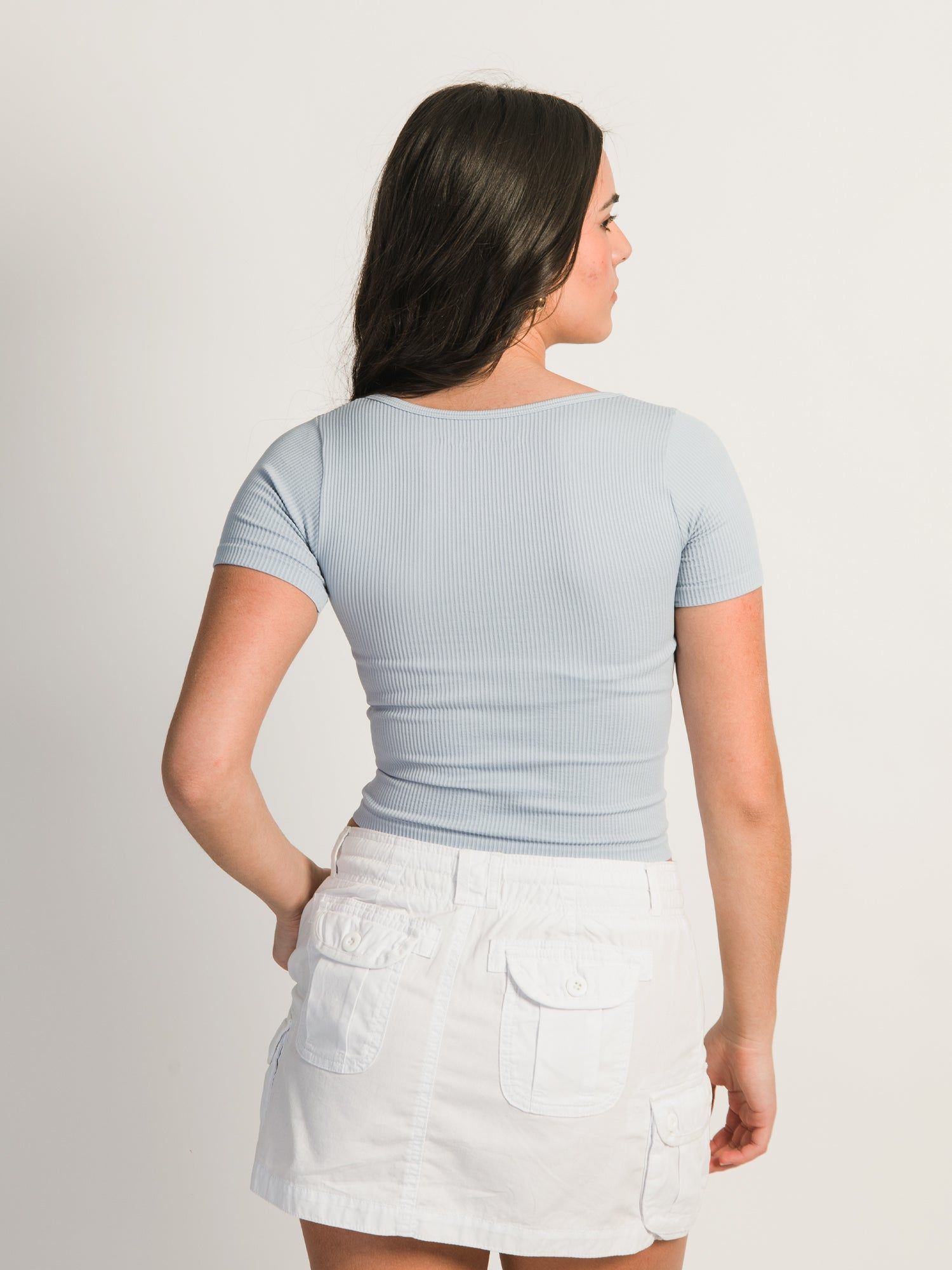 HARLOW SQUARE NECK SEAMLESS TEE - BABY BLUE - CLEARANCE sold by Boathouse product image thumbnail 3