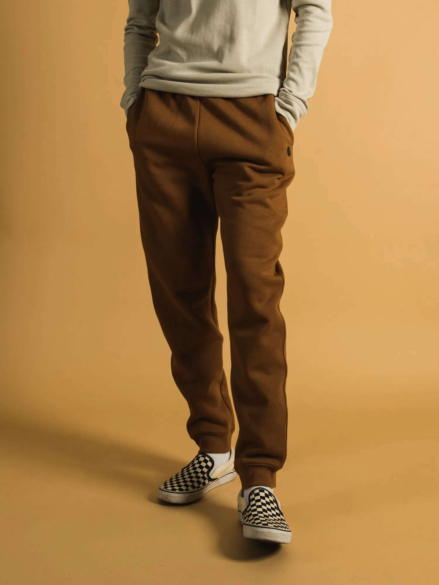 CARHARTT RELAXED FIT MIDWEIGHT SWEATPANTS sold by Boathouse