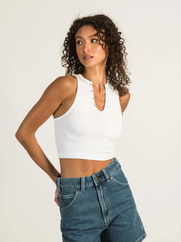 DYNAMIC BUTTON DETAIL V RIB TANK  - CLEARANCE sold by Boathouse