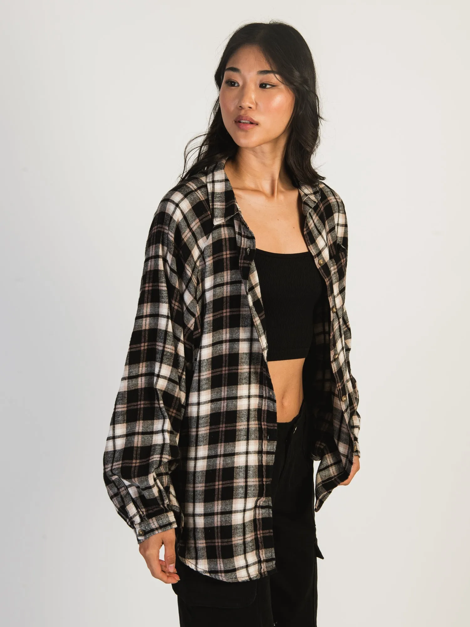 HARLOW KENDALL OVERSIZED FLANNEL - BLACK - CLEARANCE sold by Boathouse product image thumbnail 3