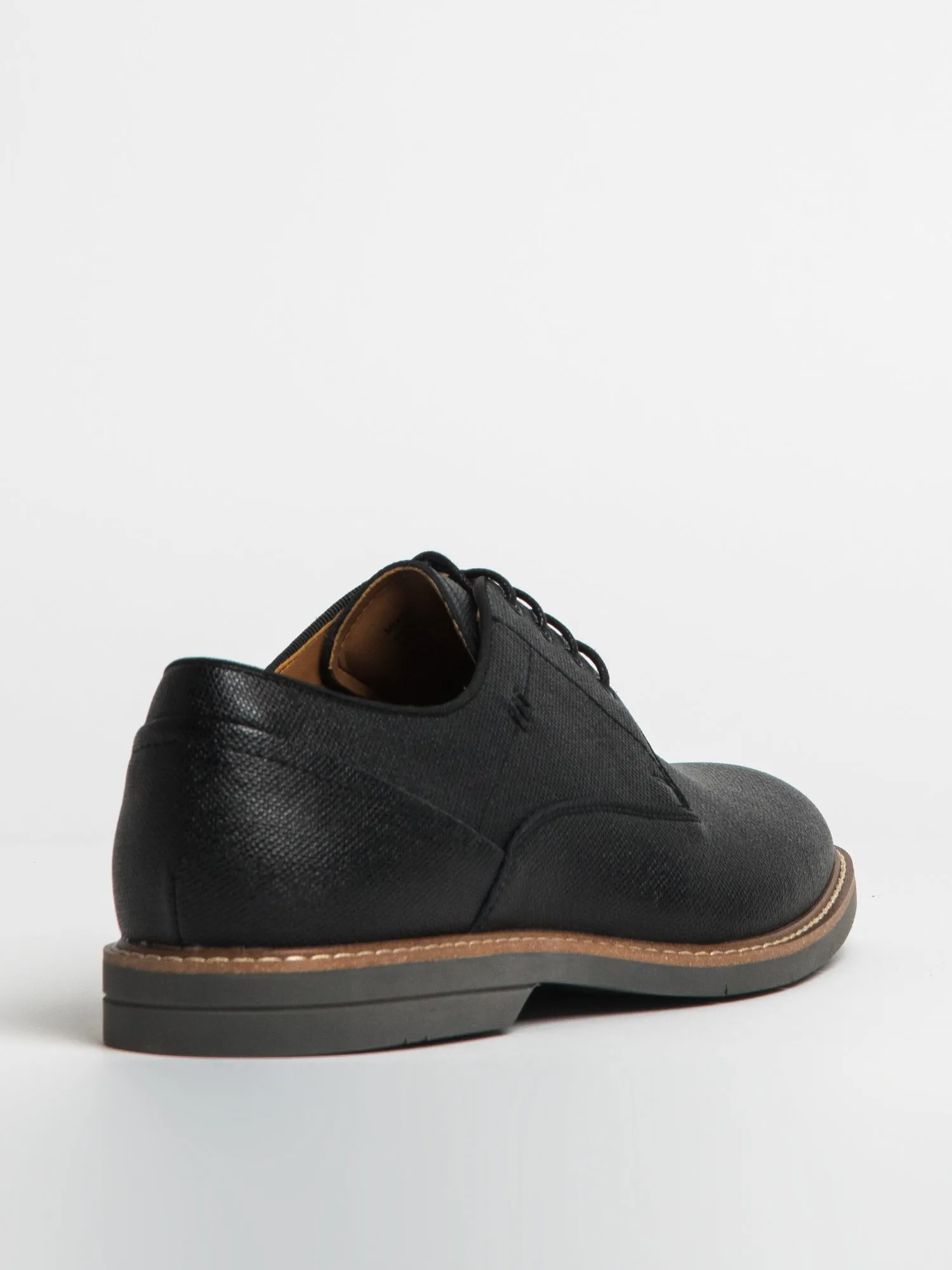MENS STEVE MADDEN MIKEL - CLEARANCE sold by Boathouse product image thumbnail 3