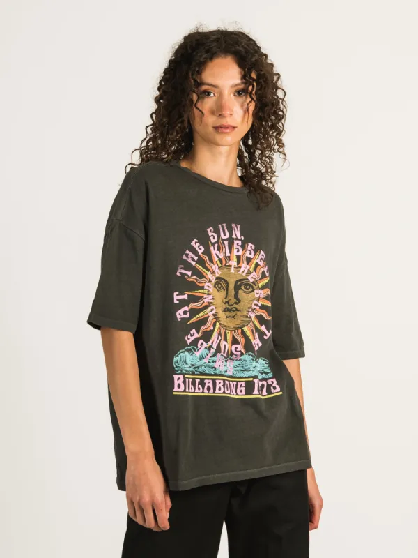 BILLABONG KISS ME T-SHIRT - CLEARANCE sold by Boathouse