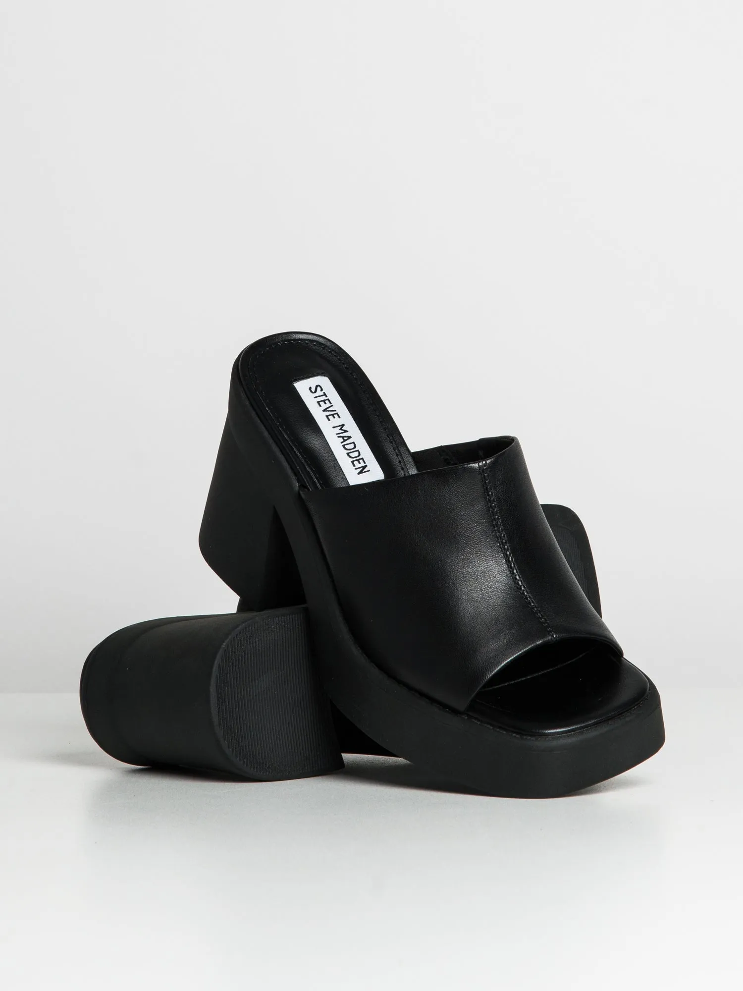 WOMENS STEVE MADDEN KANE - CLEARANCE sold by Boathouse product image thumbnail 2