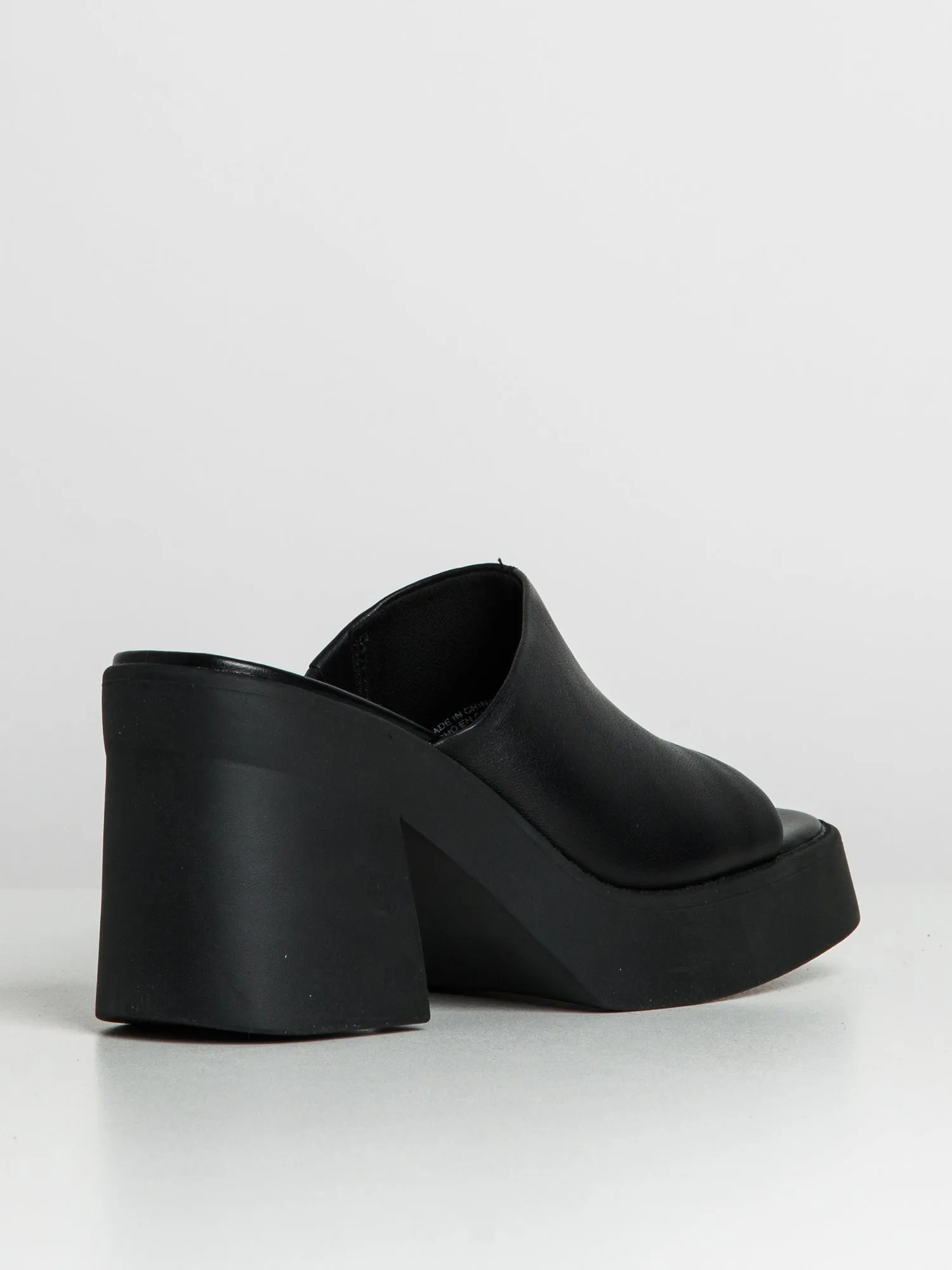 WOMENS STEVE MADDEN KANE - CLEARANCE sold by Boathouse product image thumbnail 3