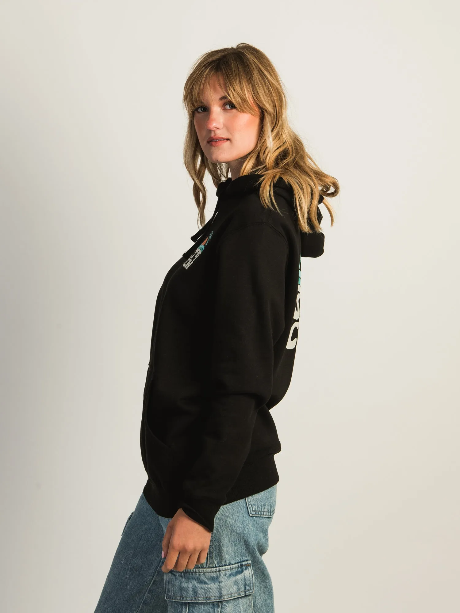 SALTY CREW SUNDOWN PULLOVER HOODIE sold by Boathouse product image thumbnail 2