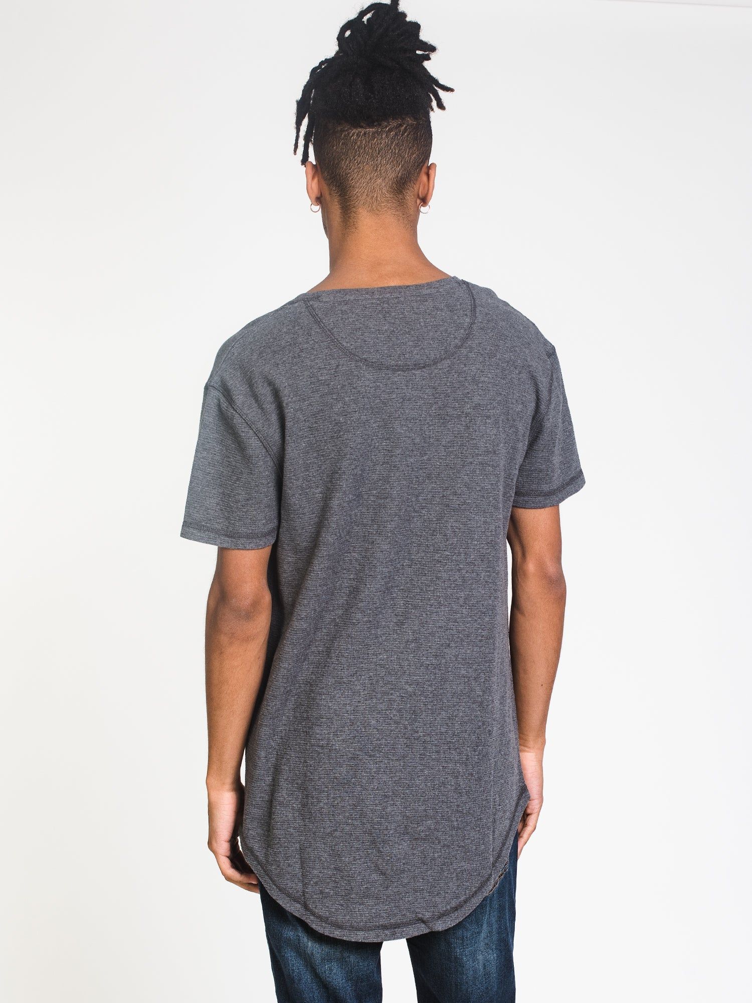 MENS LONGLINE WAFFLE T - CLEARANCE sold by Boathouse product image thumbnail 2