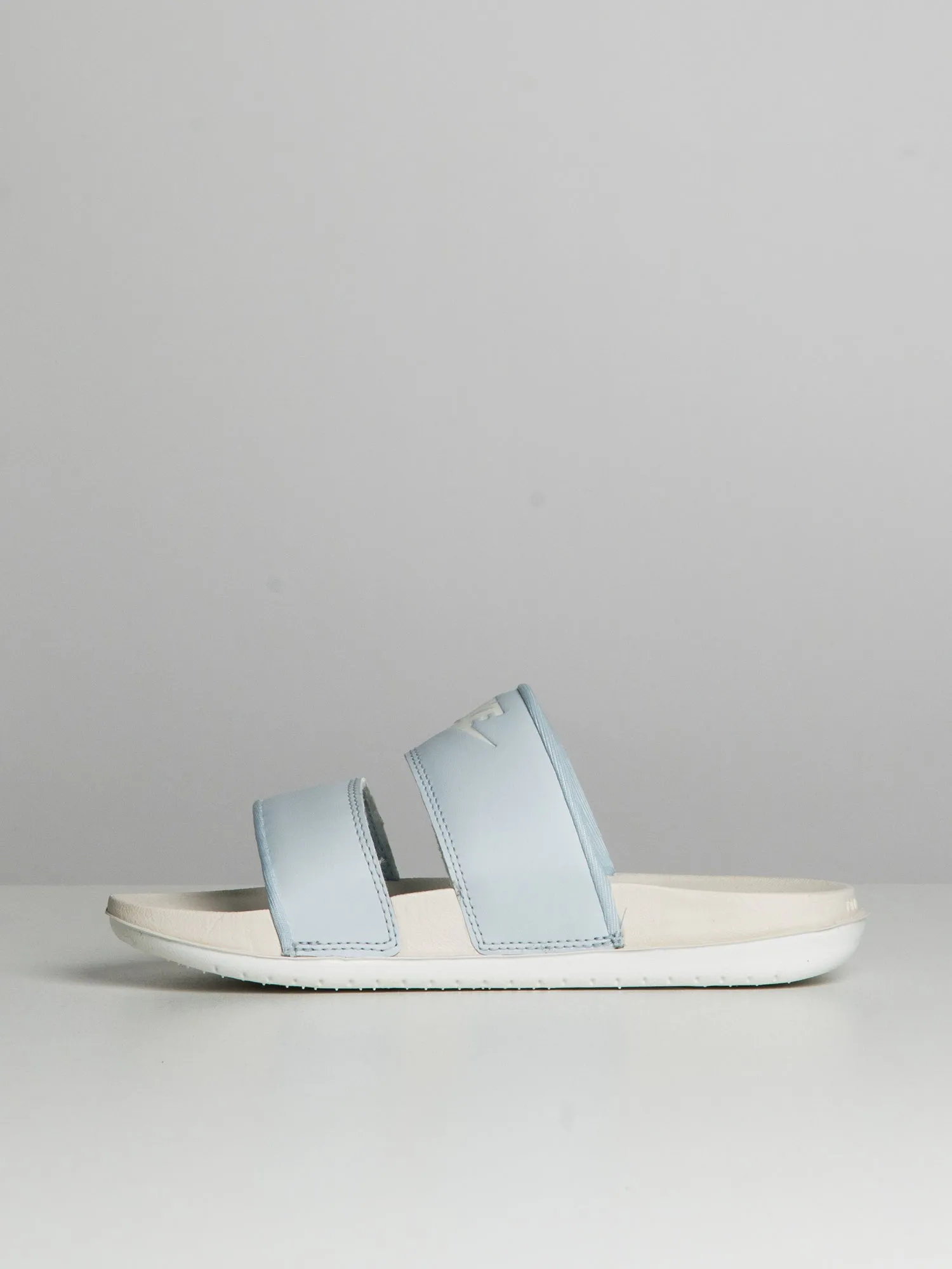 WOMENS NIKE OFFCOURT DUO SLIDES sold by Boathouse product image thumbnail 4