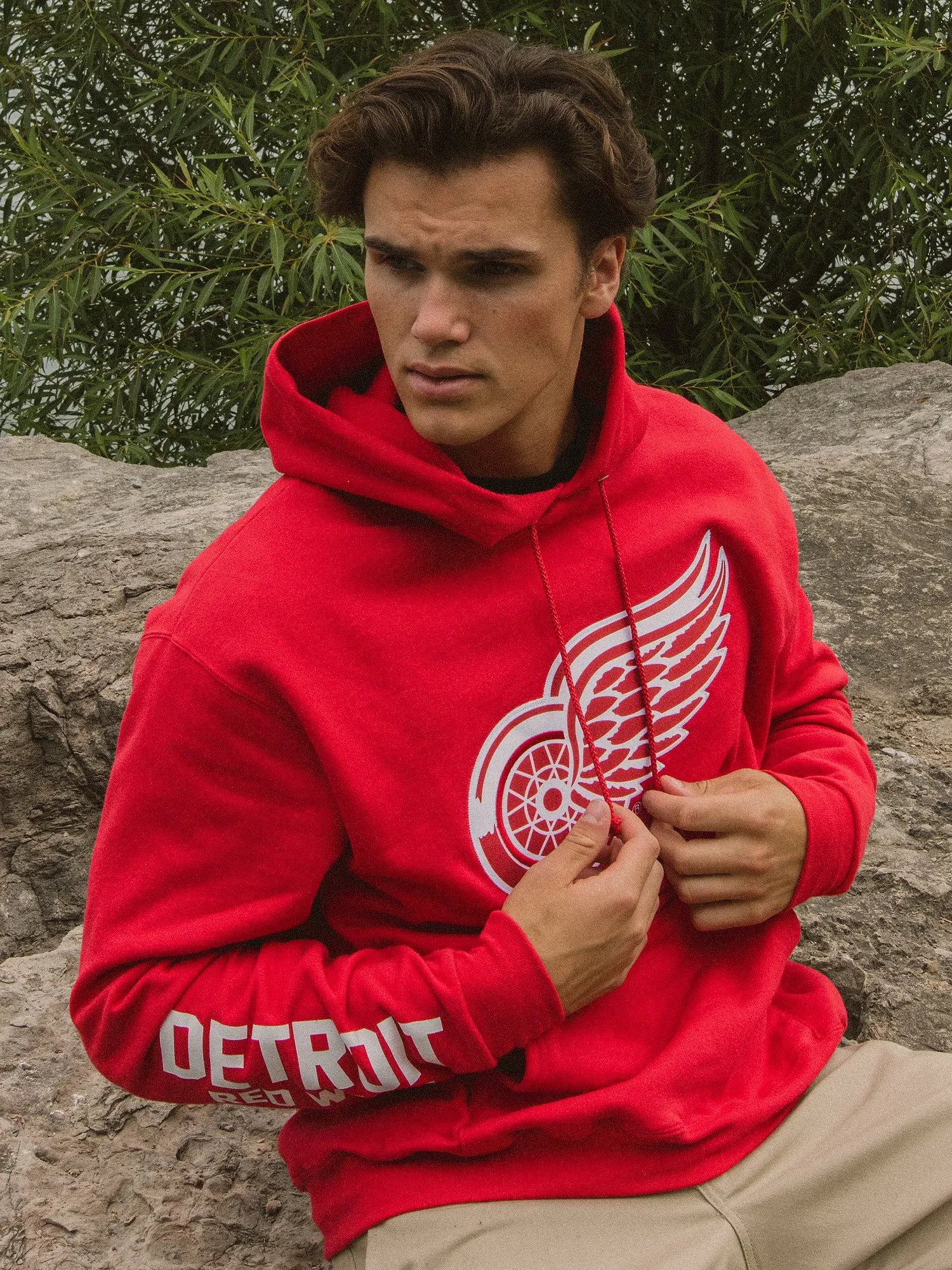 NHL DETROIT RED WINGS CENTER ICE PULL OVER HOODIE sold by Boathouse