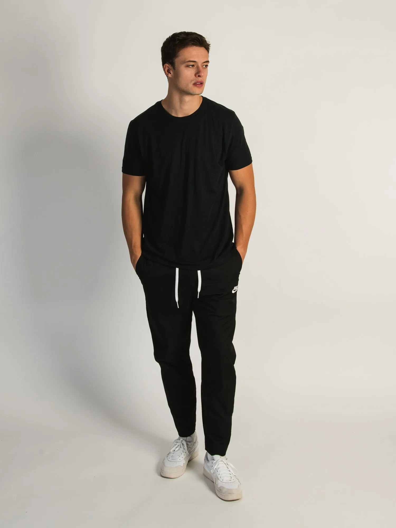 NIKE WOVEN TAPERED LEG PANT sold by Boathouse product image thumbnail 3