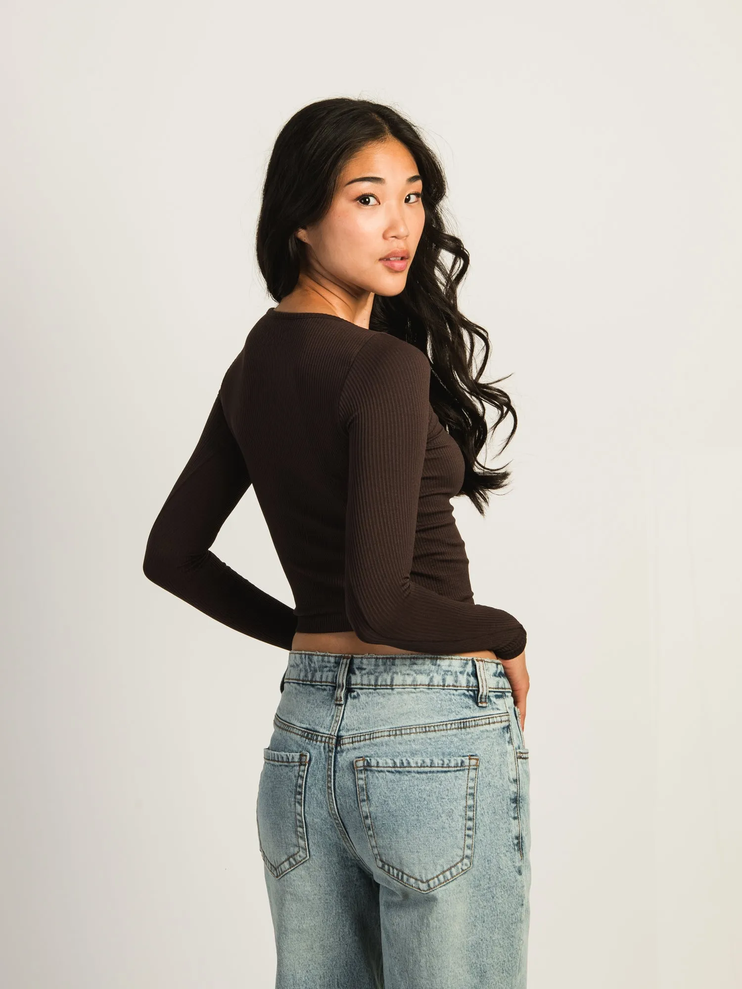 HARLOW HARPER NOTCH LONG SLEEVE - CHOCOLATE - CLEARANCE sold by Boathouse product image thumbnail 3