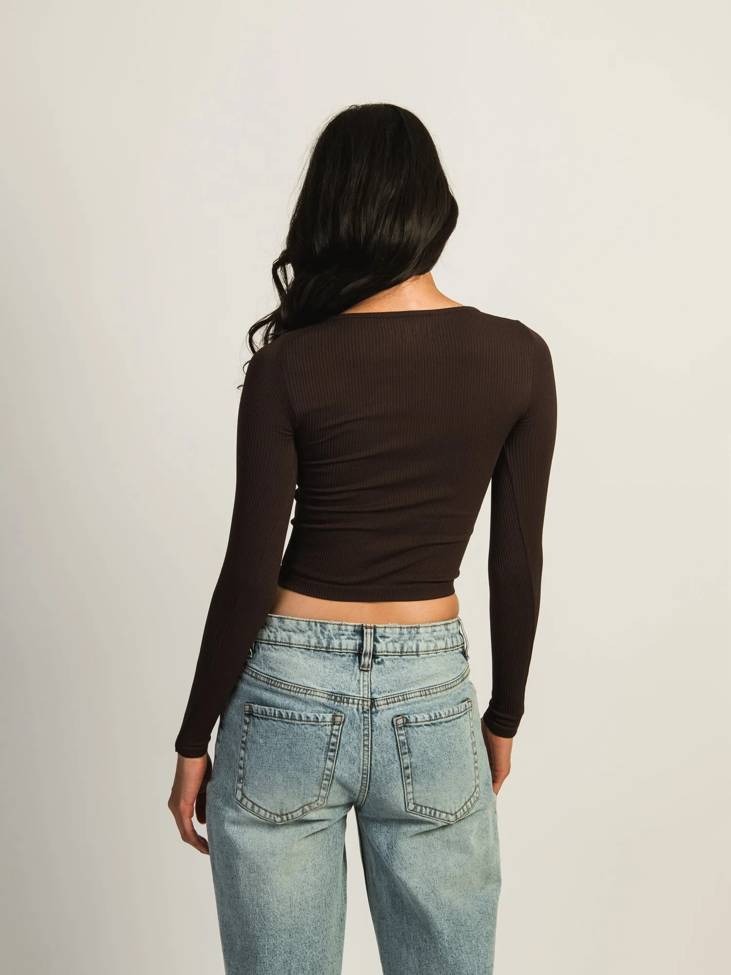HARLOW HARPER NOTCH LONG SLEEVE - CHOCOLATE - CLEARANCE sold by Boathouse product image thumbnail 4