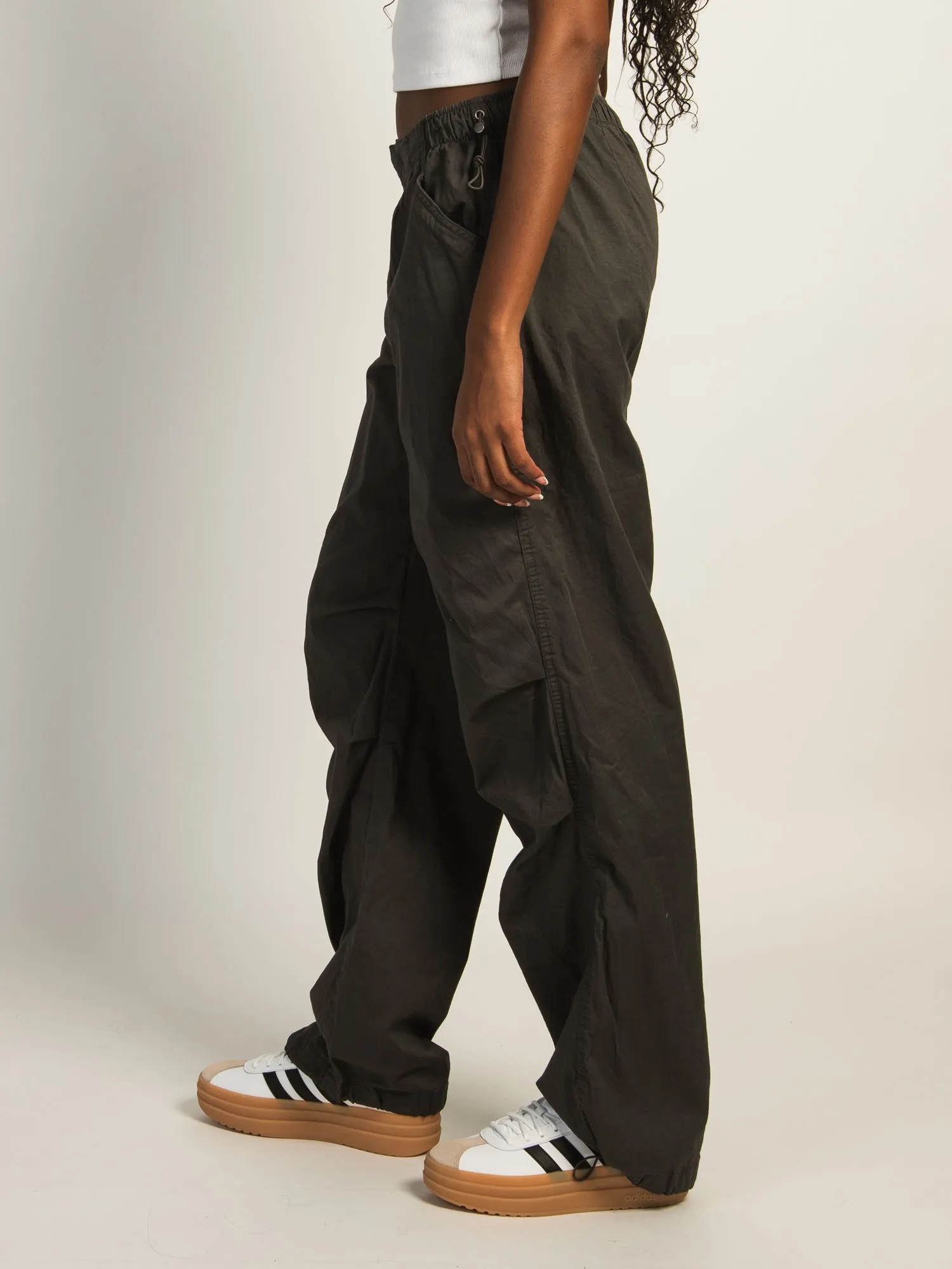 HARLOW PAXTON PARACHUTE PANT - CHARCOAL sold by Boathouse product image thumbnail 3