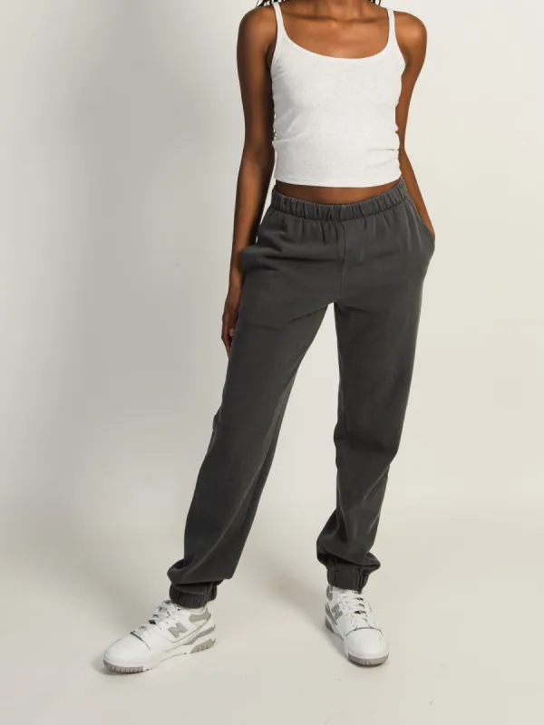 HARLOW JORDANA RELAXED SWEATPANT - STONE made by Harlow