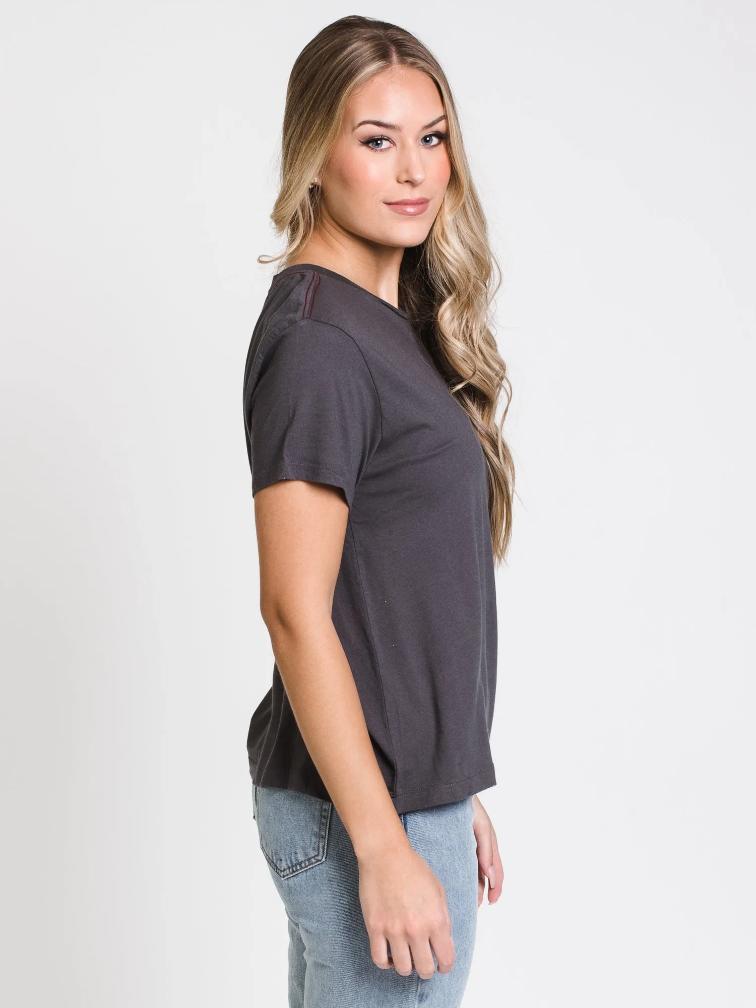 RVCA TOURIST TRAP SHORT SLEEVE TEE - CLEARANCE sold by Boathouse product image thumbnail 3