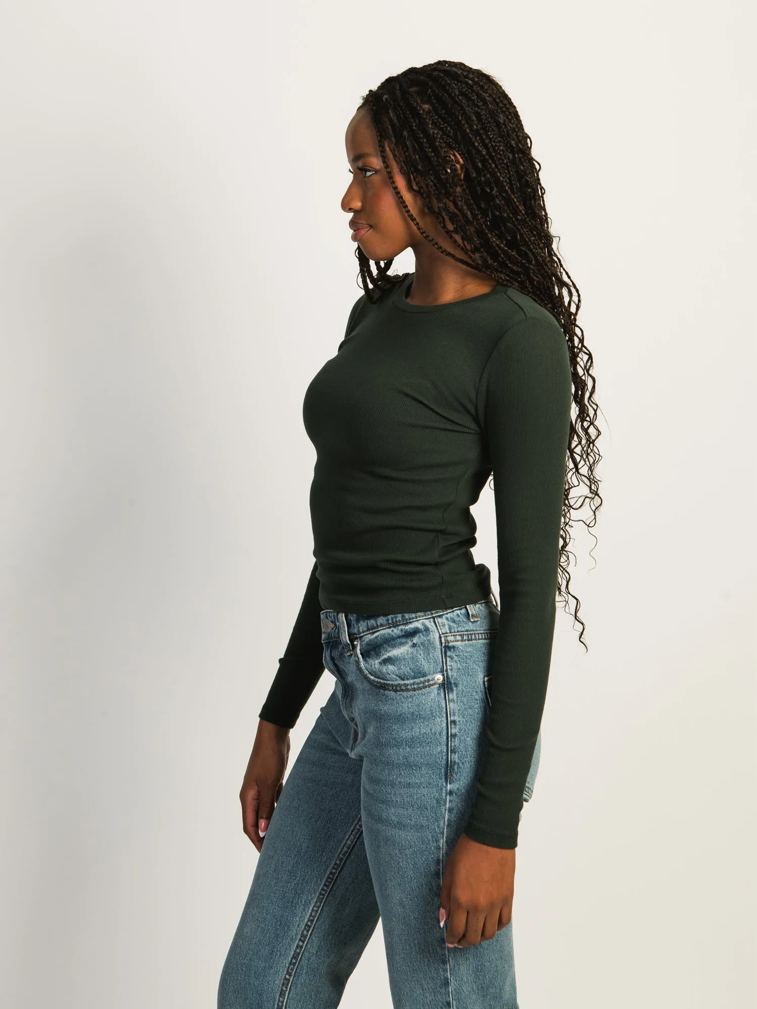 HARLOW ESSENTIAL LONG SLEEVE CREWNECK - FOREST sold by Boathouse product image thumbnail 2