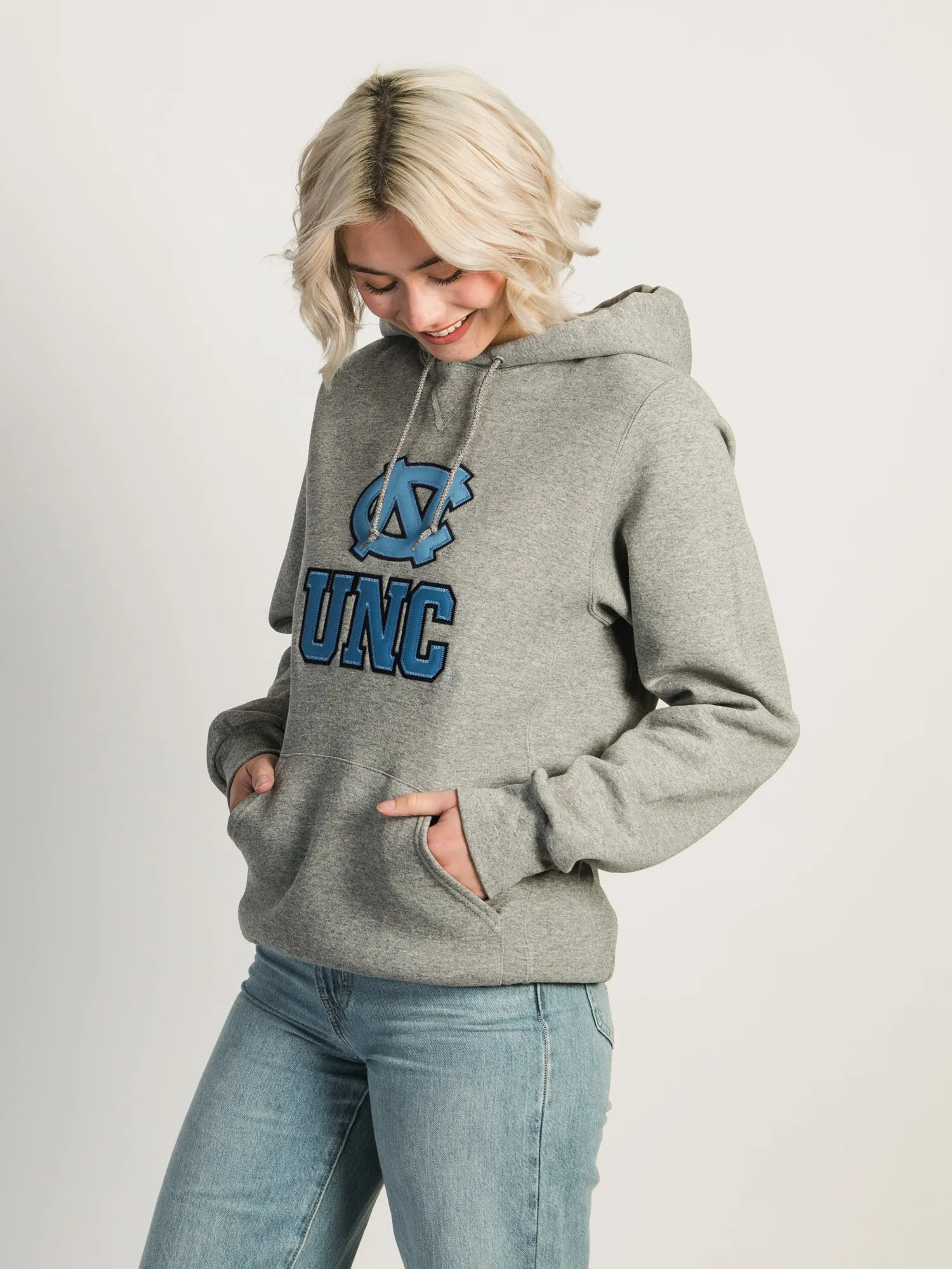NCAA CAROLINA BIG LOGO PULLOVER HOODIE sold by Boathouse product image thumbnail 2