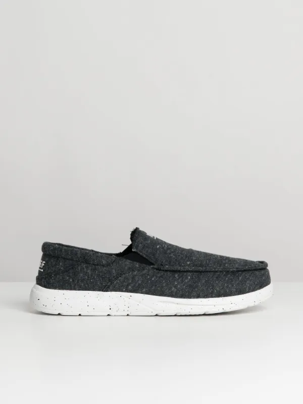 MENS REEF CUSHION COAST SLIP ON SHOES - CLEARANCE sold by Boathouse