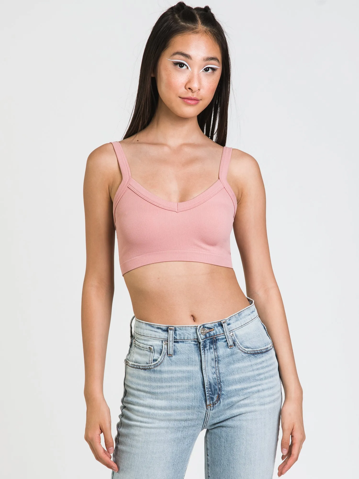 DYNAMIC RIBBED V-NECK BRAMI - CLEARANCE sold by Boathouse