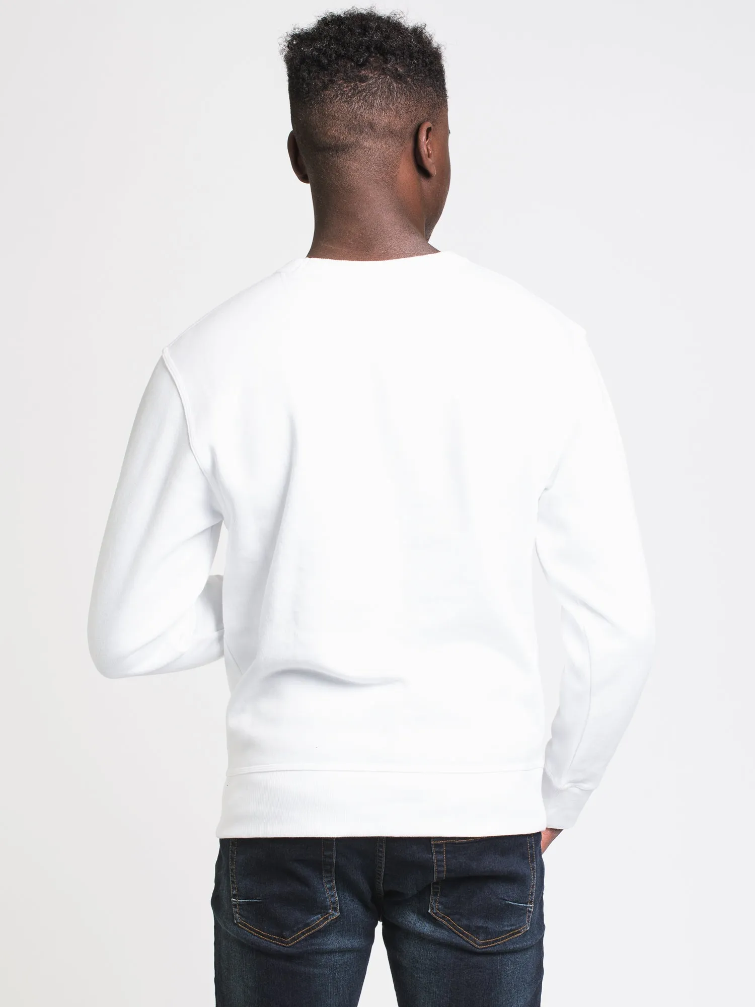 CHAMPION POWERBLEND GRAPHIC CREW SCRIPT - CLEARANCE sold by Boathouse product image thumbnail 2