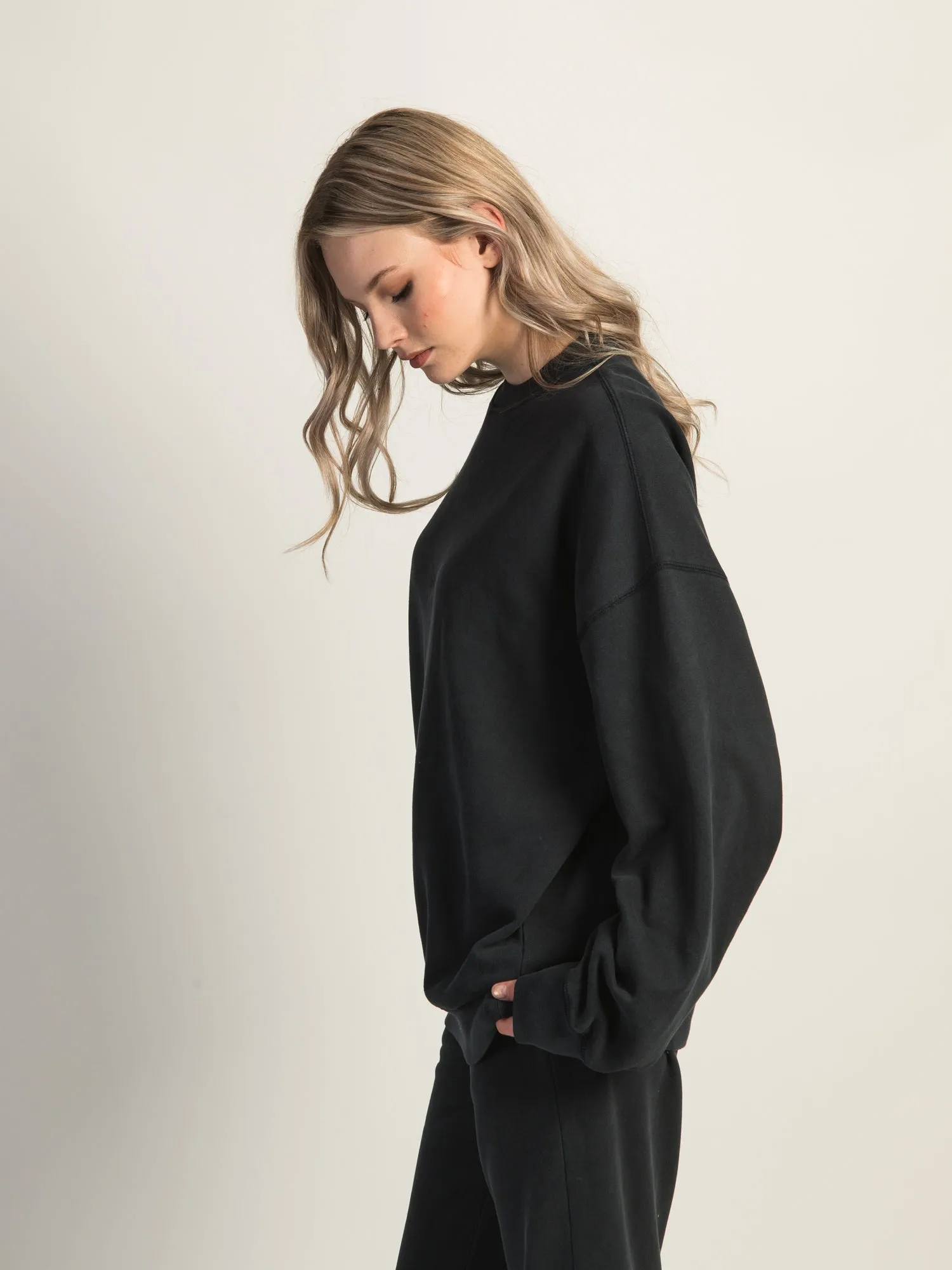 HARLOW MICHELLE CREWNECK - NAVY sold by Boathouse product image thumbnail 2