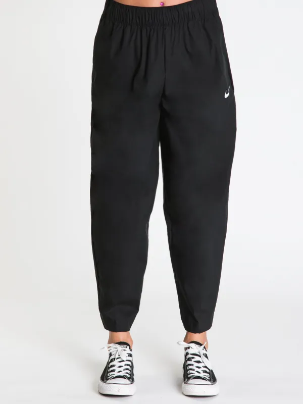 NIKE ESSENTIALS STRETCH WOVEN PANT - CLEARANCE sold by Boathouse