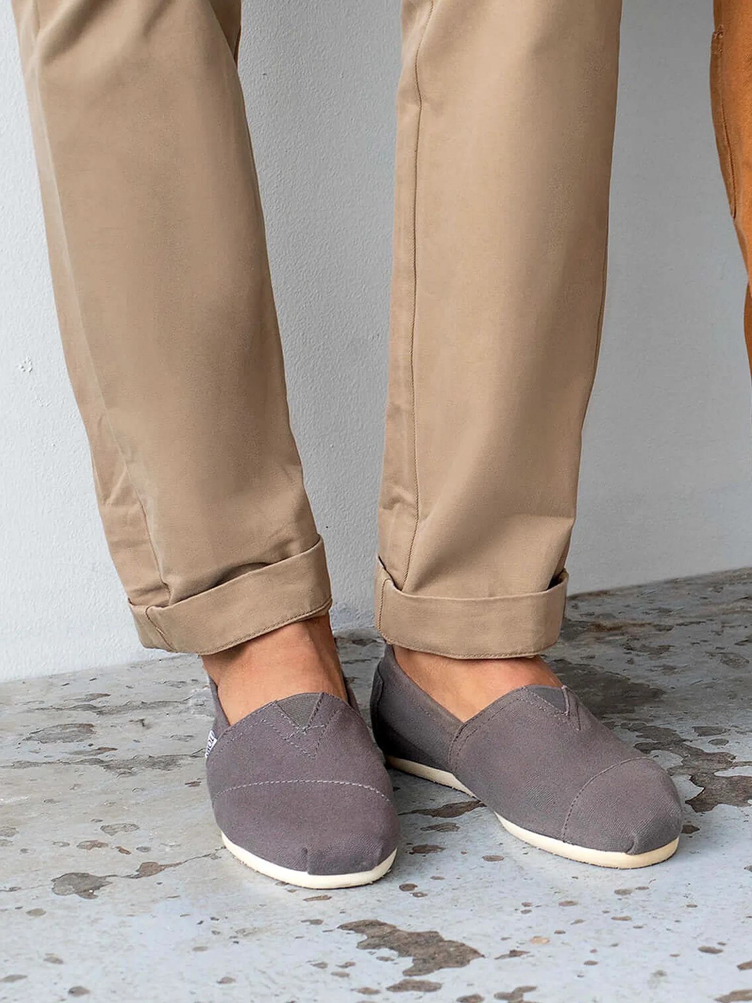 MENS TOMS CLASSICS GREY CANVAS SLIP-ONS - CLEARANCE sold by Boathouse product image thumbnail 4