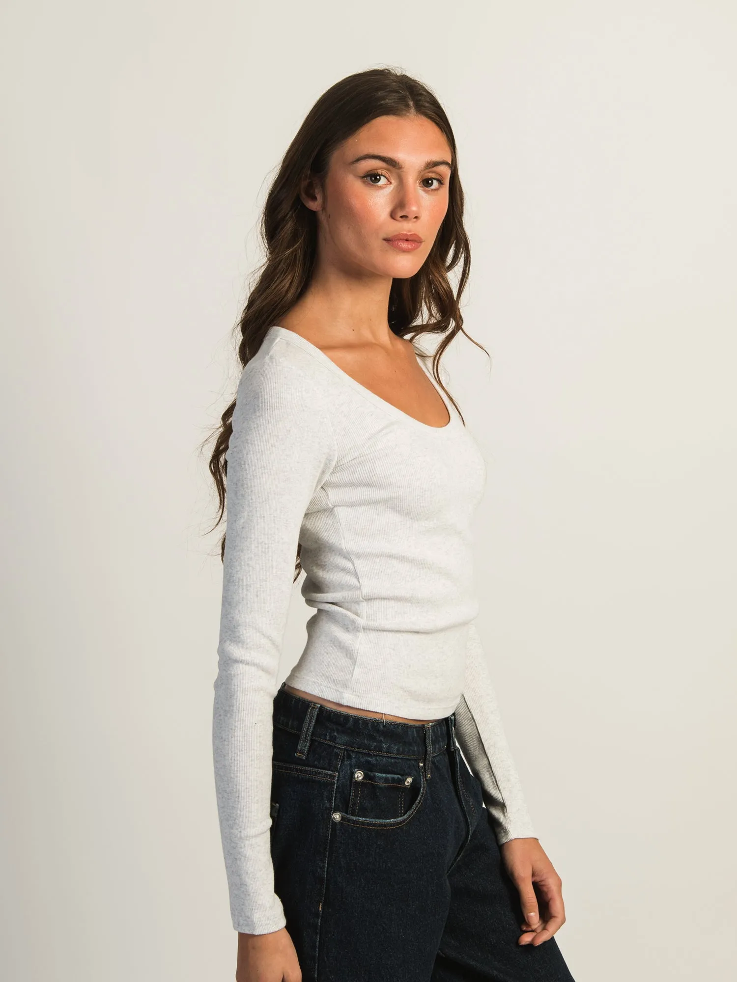 HARLOW ESSENTIAL LONG SLEEVE SCOOPNECK - CLOUD sold by Boathouse product image thumbnail 2