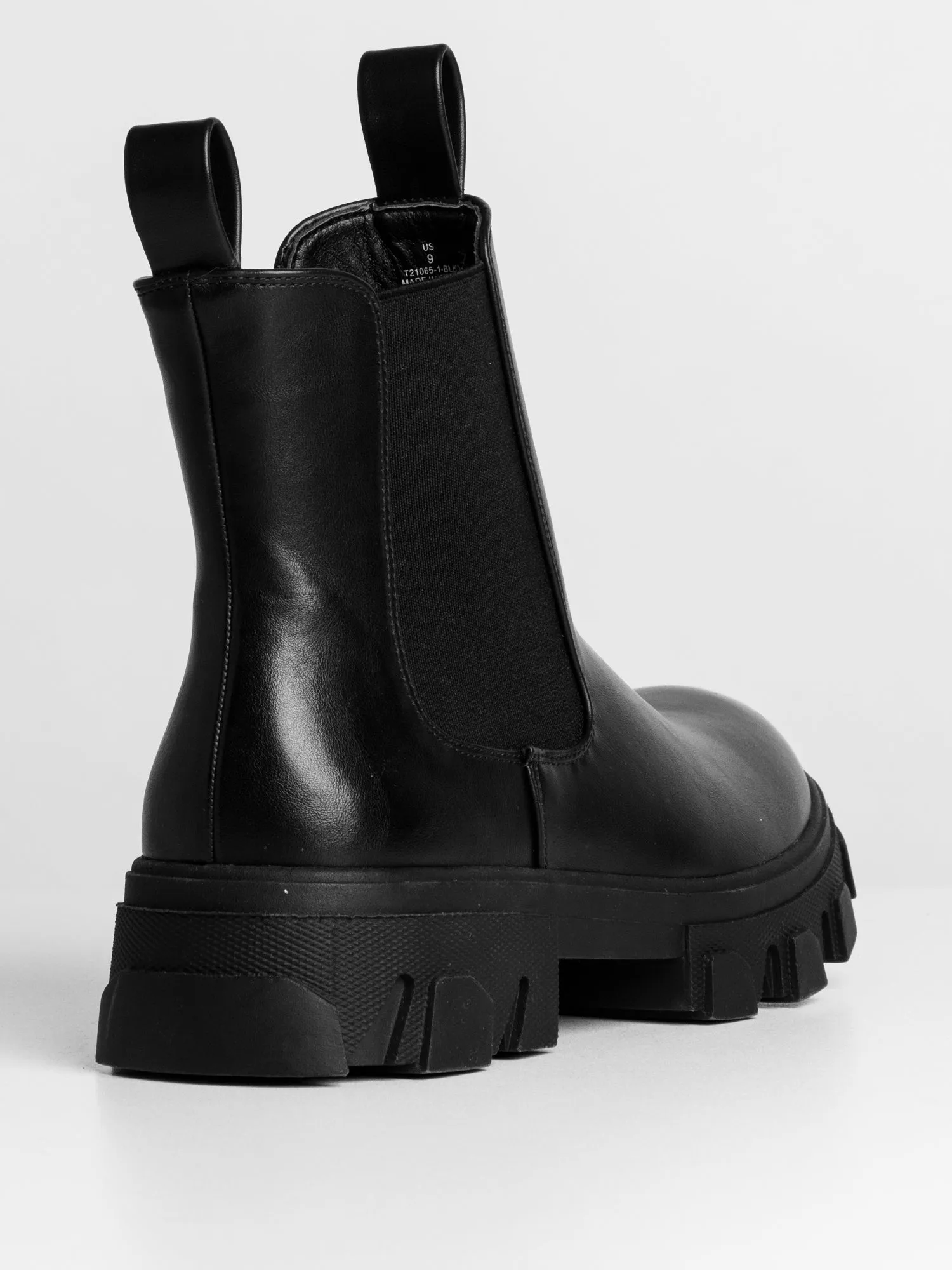 WOMENS HARLOW EMILY SHORT BOOT - CLEARANCE sold by Boathouse product image thumbnail 3