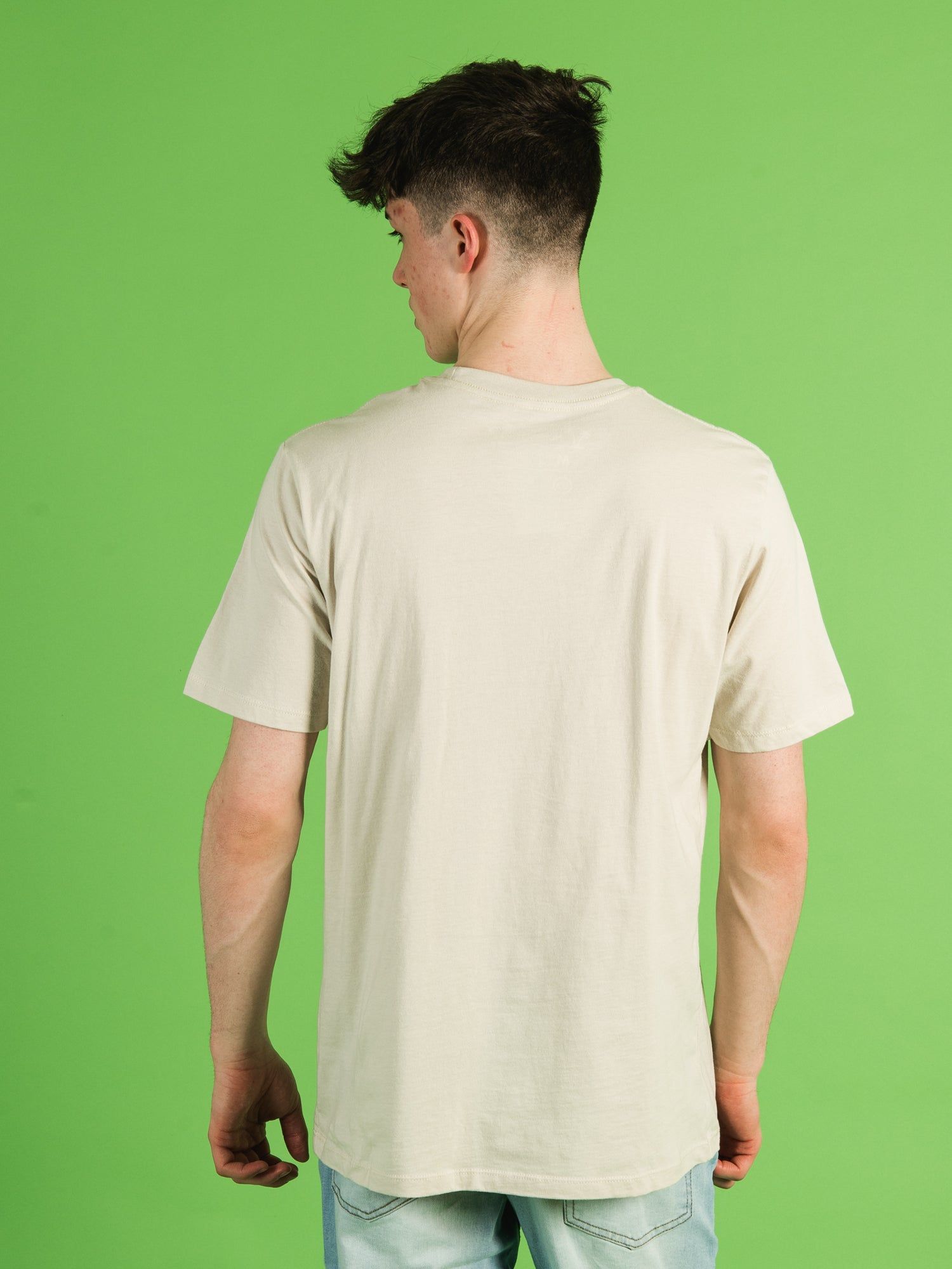 HURLEY EVERYDAY BOX T-SHIRT - CLEARANCE sold by Boathouse product image thumbnail 2