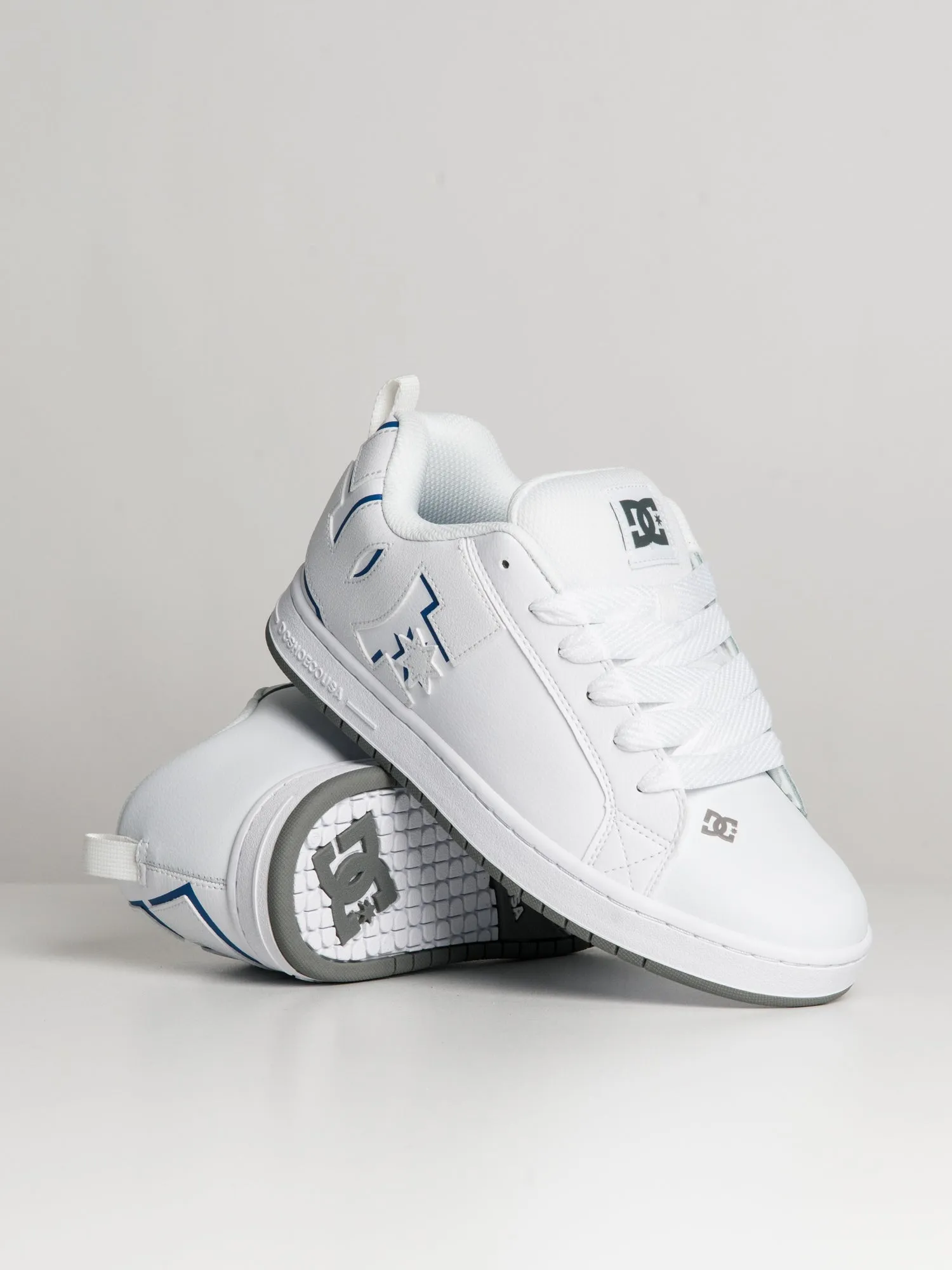MENS DC SHOES COURT GRAFFIK SNEAKER - CLEARANCE sold by Boathouse product image thumbnail 2