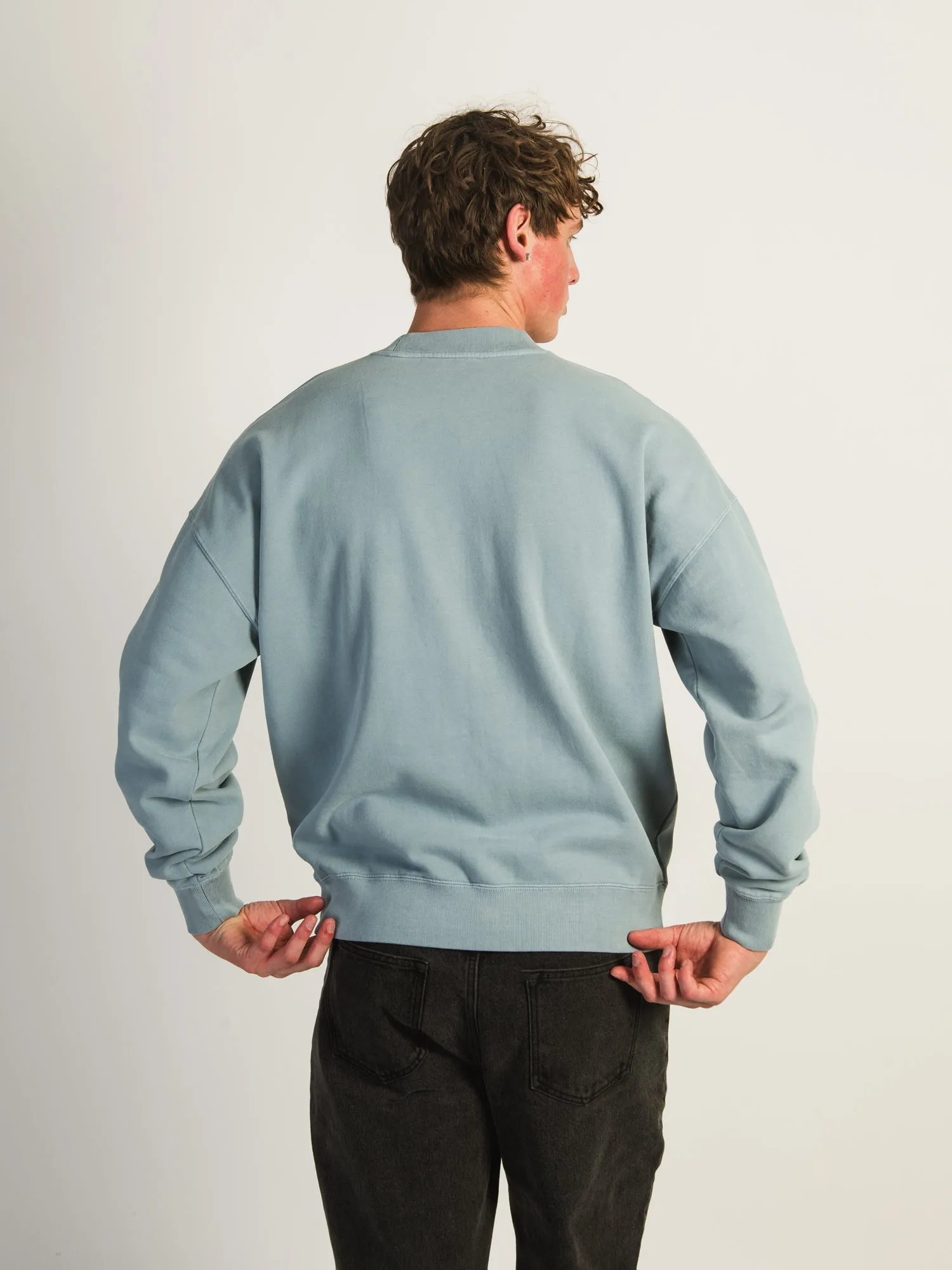 KOLBY RELAXED FIT CREW - POWDER BLUE sold by Boathouse product image thumbnail 2