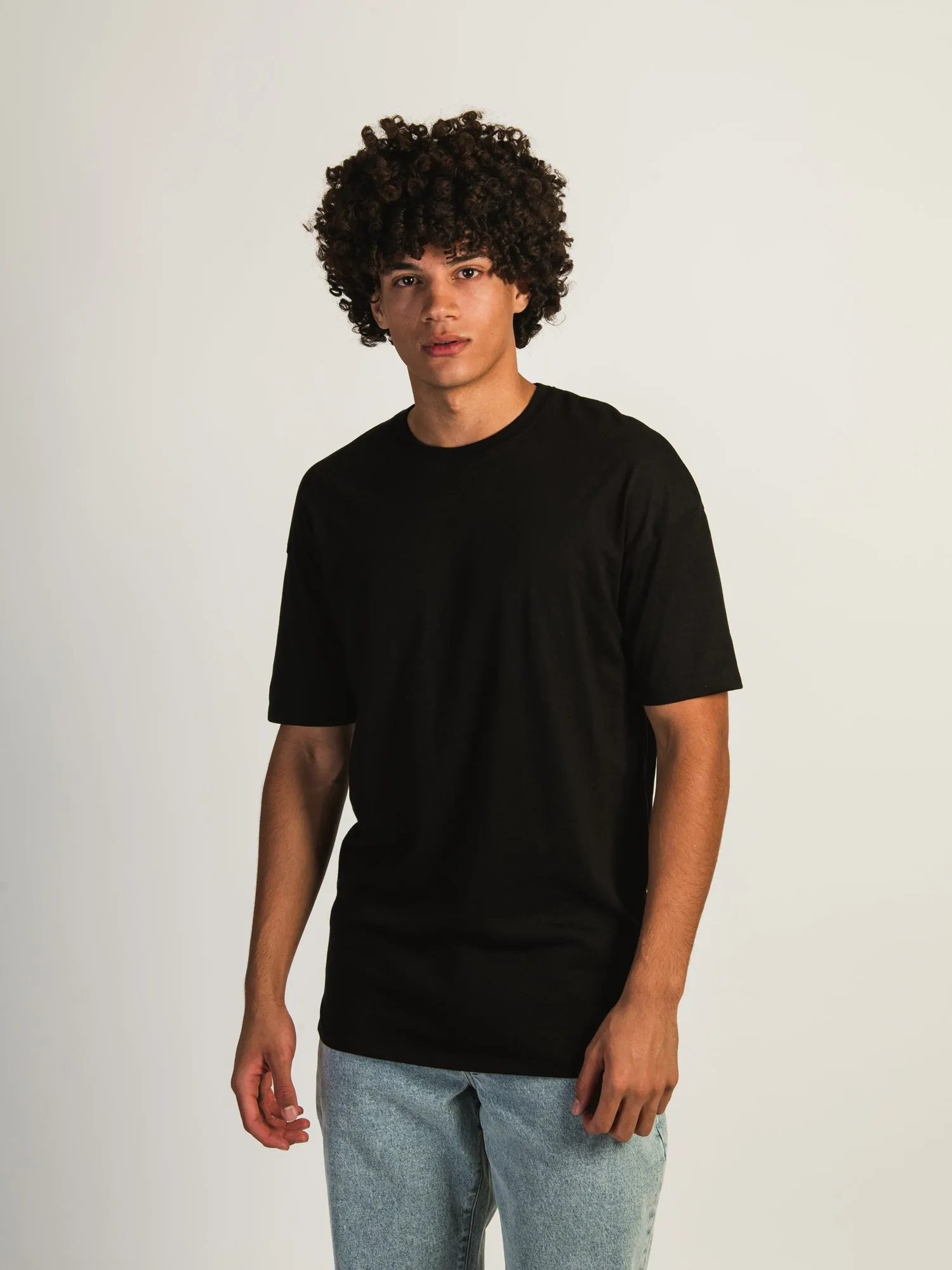 LONG FIT TEE - BLACK sold by Boathouse