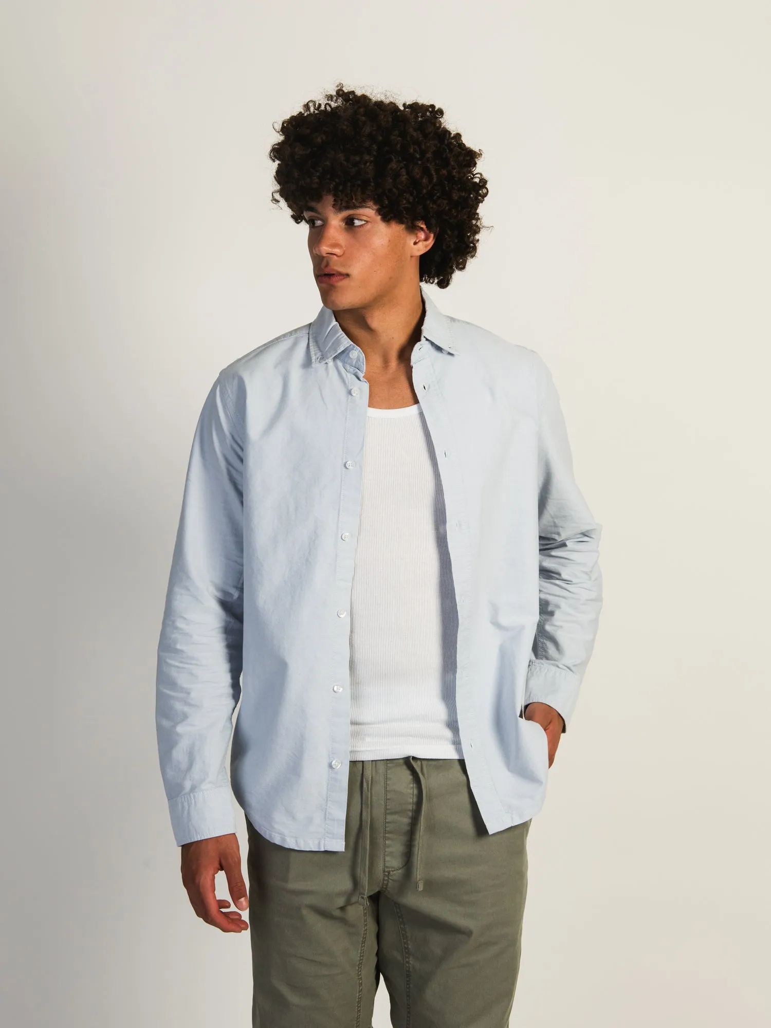 KOLBY OXFORD SHIRT - LIGHT BLUE sold by Boathouse