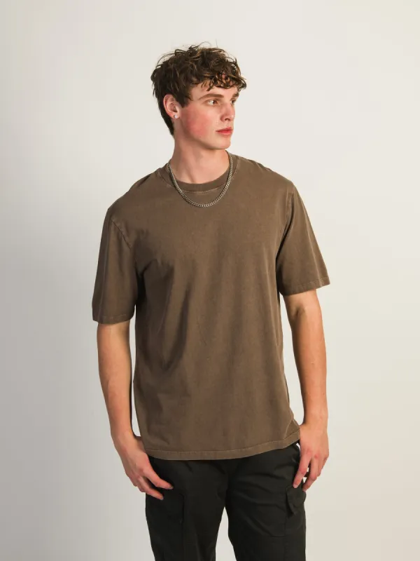KOLBY OVERSIZED PREMIUM TEE - BROWN sold by Boathouse