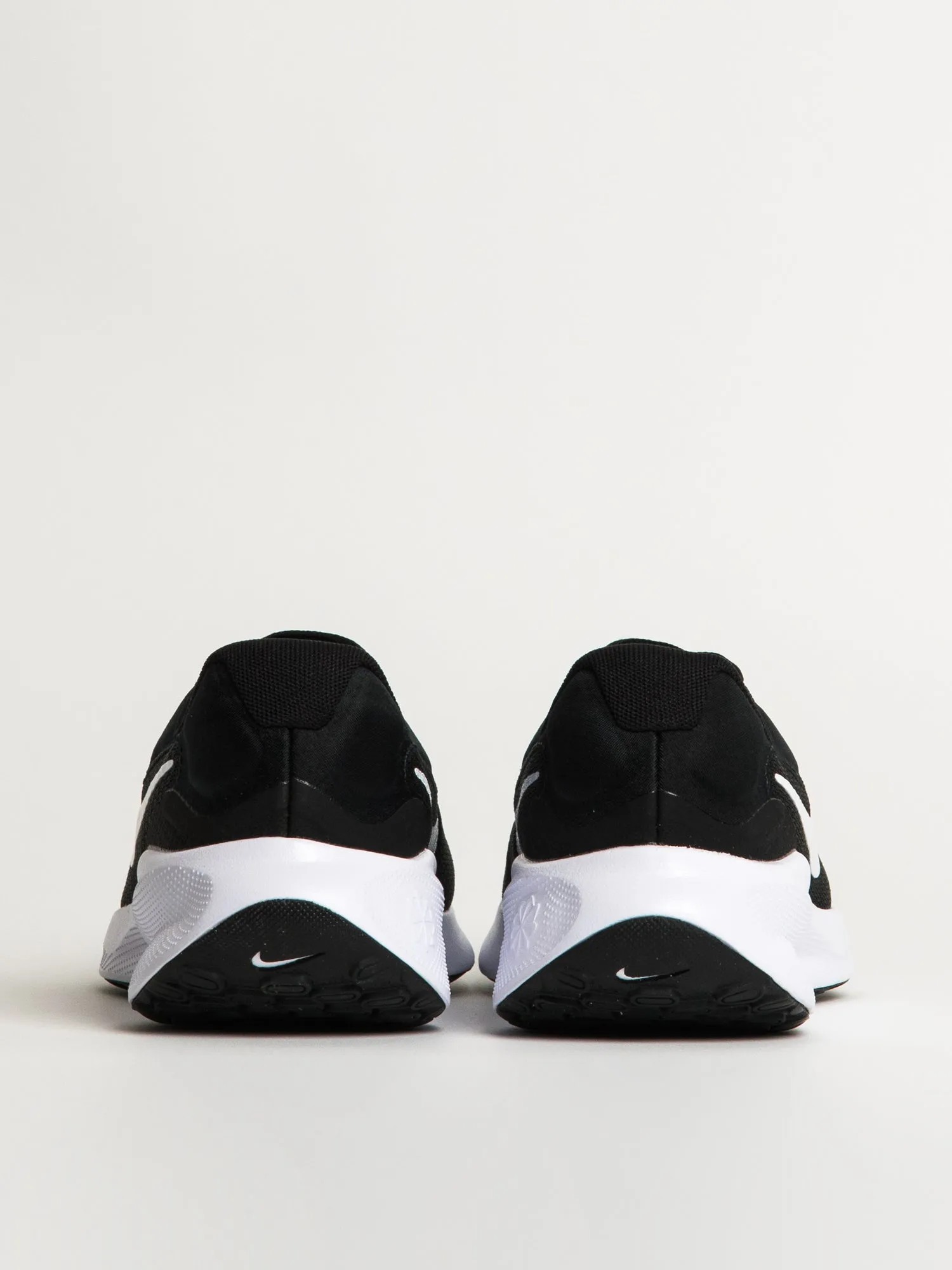 WOMENS NIKE REVOLUTION 7 RUNNING SHOE - BLACK/WHITE sold by Boathouse product image thumbnail 5