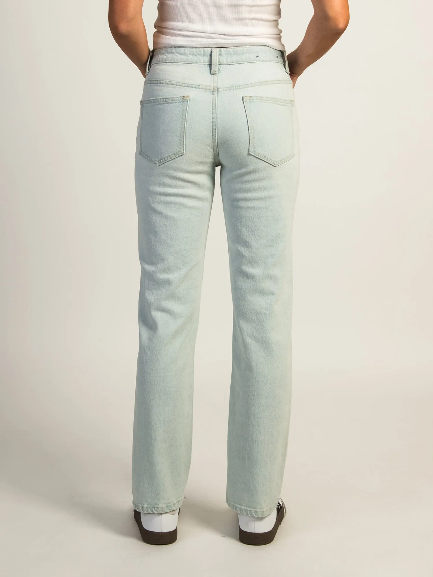 HARLOW MID-RISE STRAIGHT JEAN sold by Boathouse product image thumbnail 4