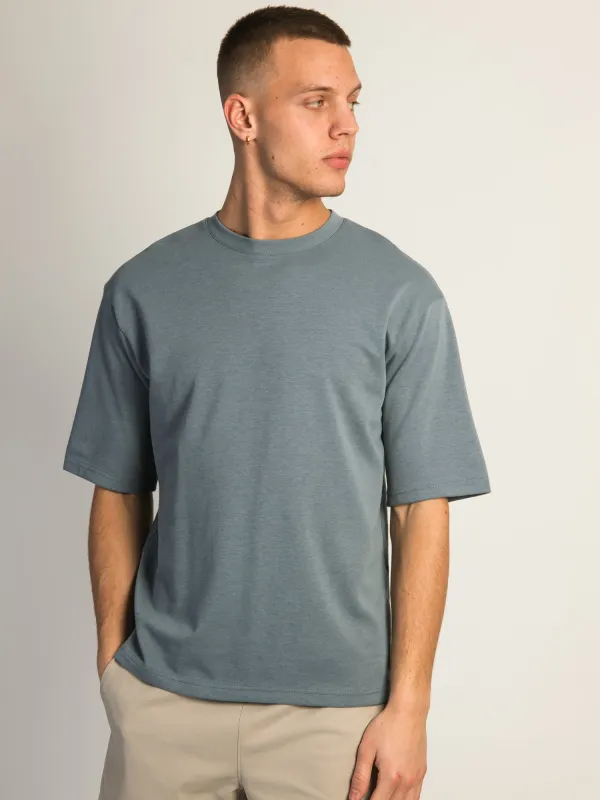 KOLBY KEEP COOL BOXY FIT T-SHIRT- STEEL sold by Boathouse