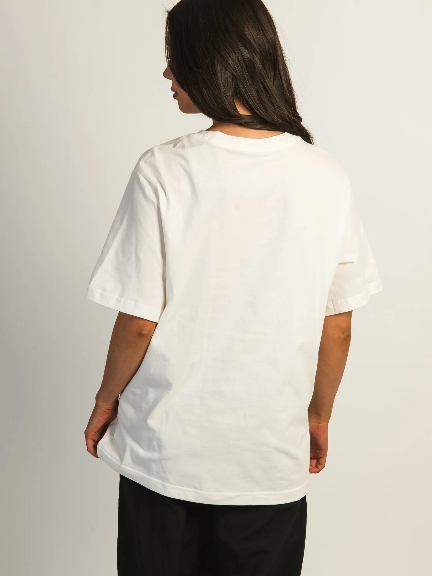 NIKE SPORTSWEAR ESSENTIAL OVERSIZED T-SHIRT sold by Boathouse product image thumbnail 5