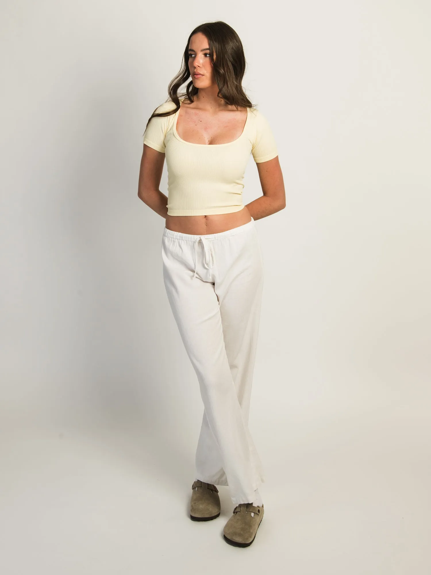 HARLOW SQUARENECK SEAMLESS TEE - YELLOW sold by Boathouse product image thumbnail 2