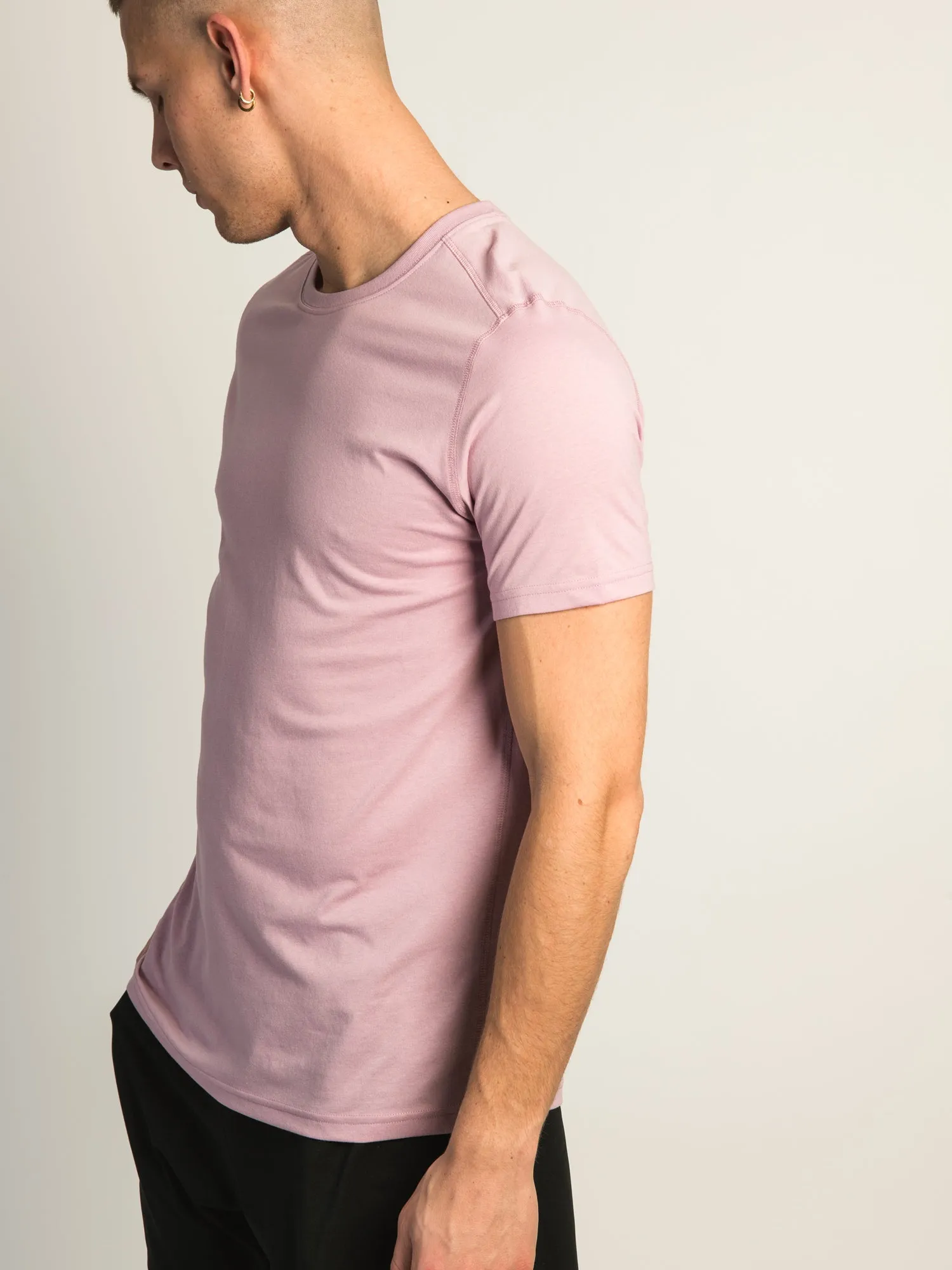 VICTOR CREWNECK TEE - DUSTY ROSE sold by Boathouse product image thumbnail 3