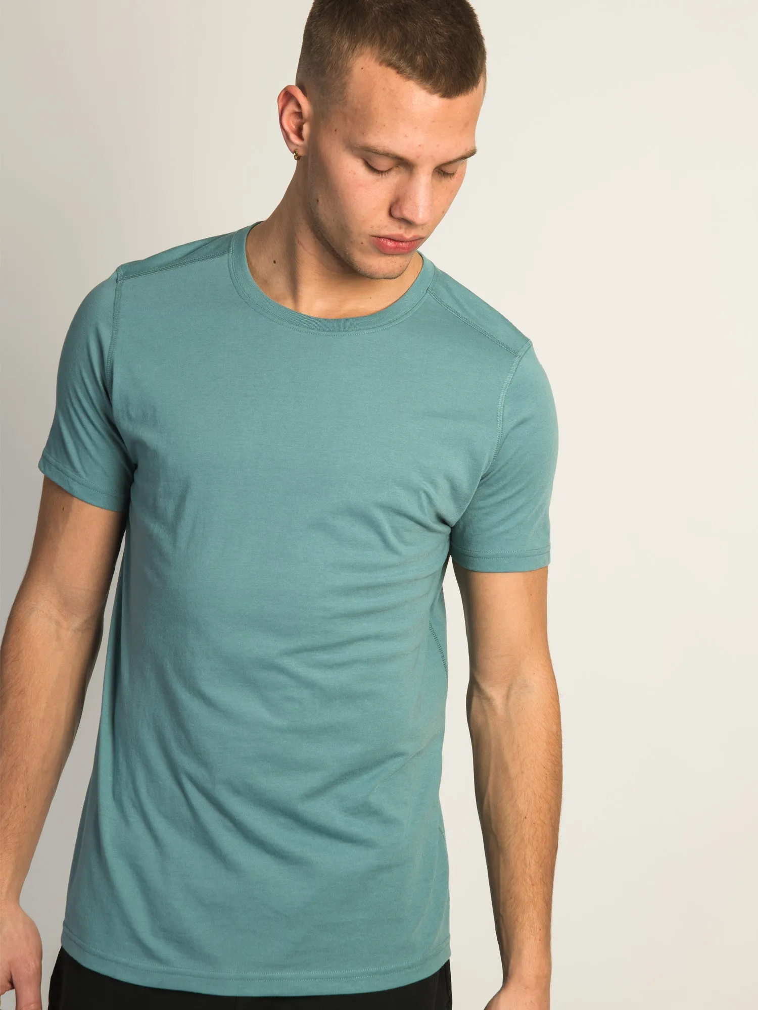 VICTOR CREWNECK TEE - TEAL sold by Boathouse
